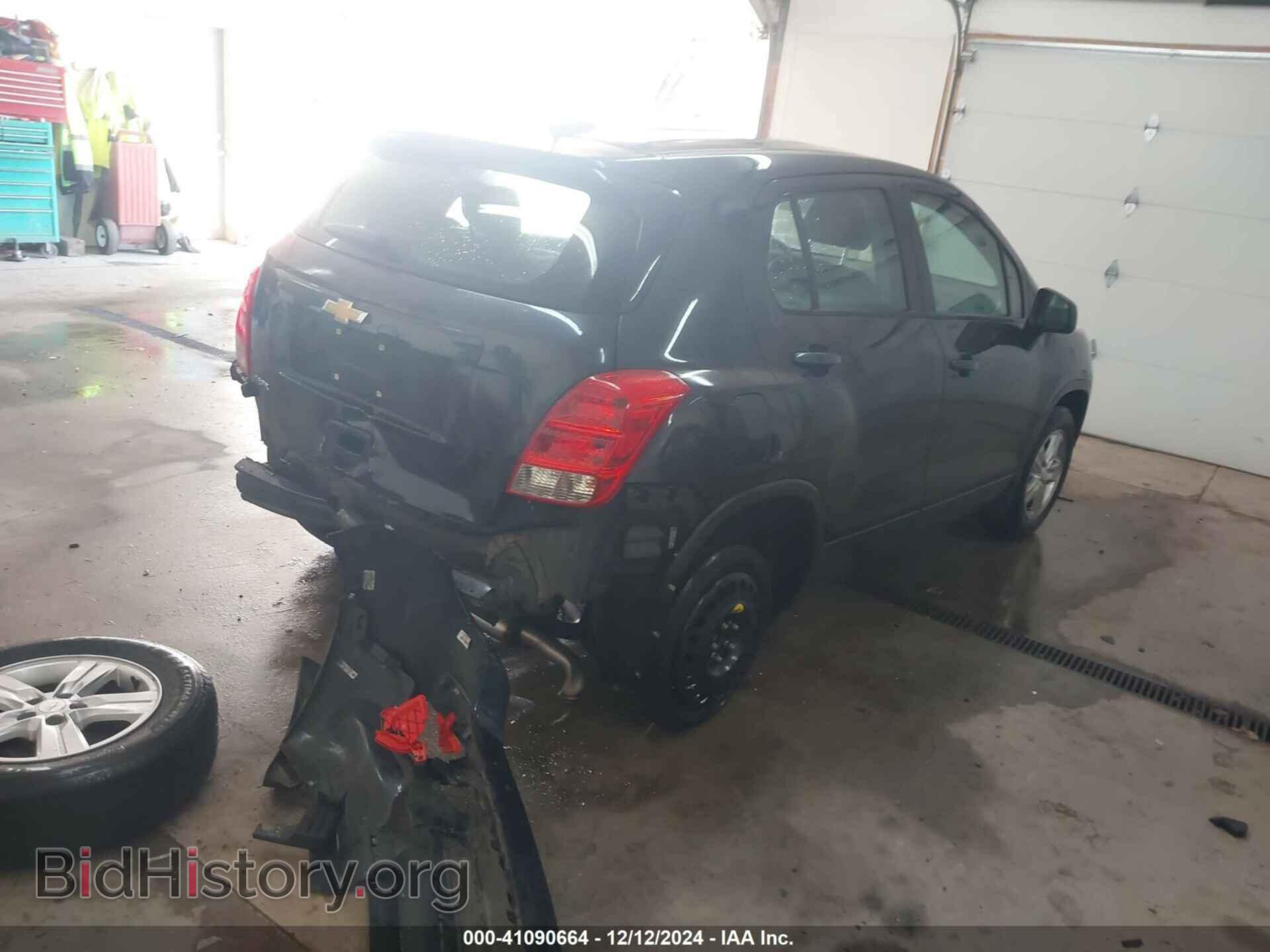 2019 CHEVROLET TRAX - VIN: 3GNCJKSB2KL291635 - Фото 4
