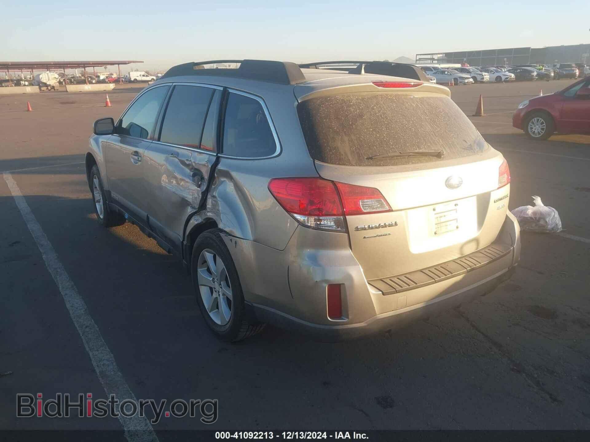2014 SUBARU OUTBACK - VIN: 4S4BRBCC1E3242068 - Фото 3
