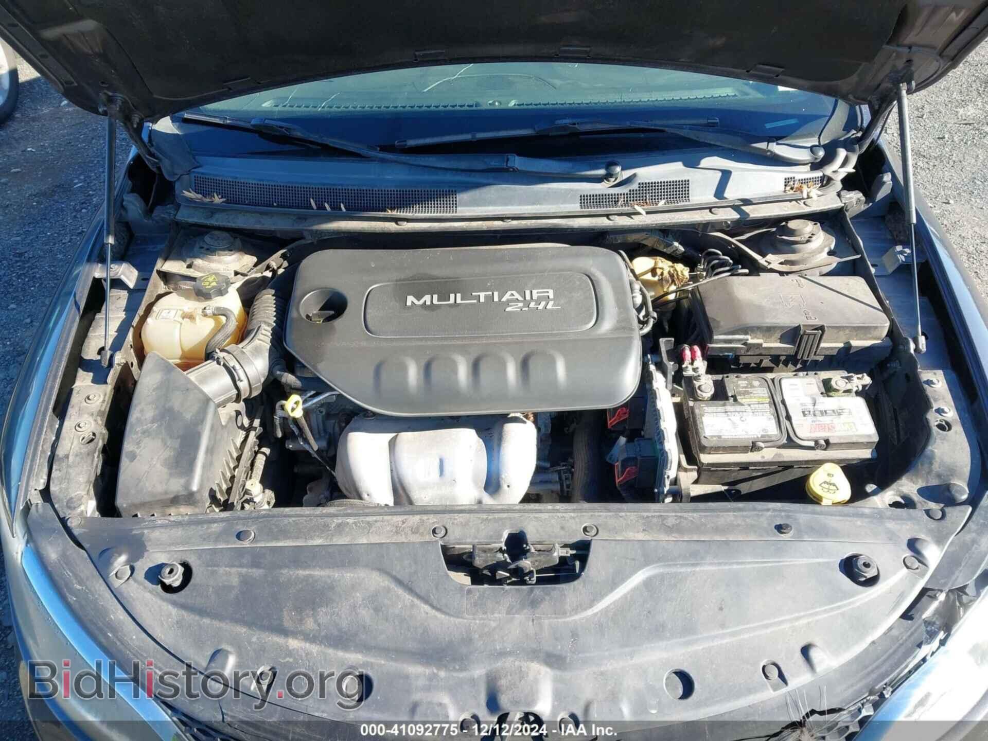 2015 CHRYSLER 200 - VIN: 1C3CCCAB7FN555887 - Фото 10