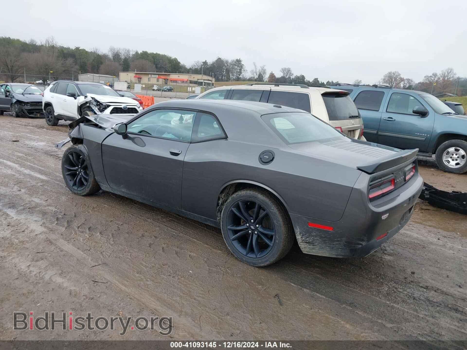 2018 DODGE CHALLENGER - VIN: 2C3CDZAG8JH271214 - Фото 3