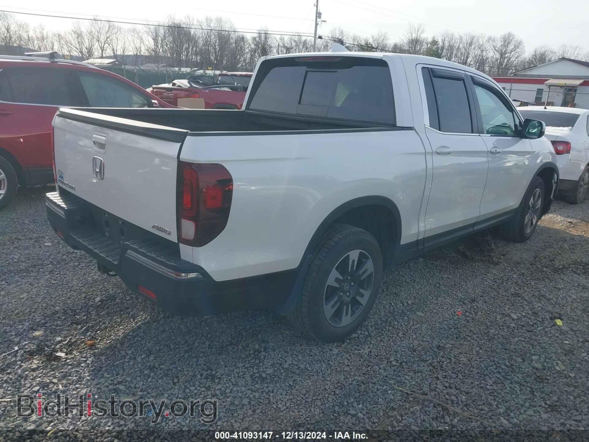 2019 HONDA RIDGELINE - VIN: 5FPYK3F52KB043106 - Фото 4