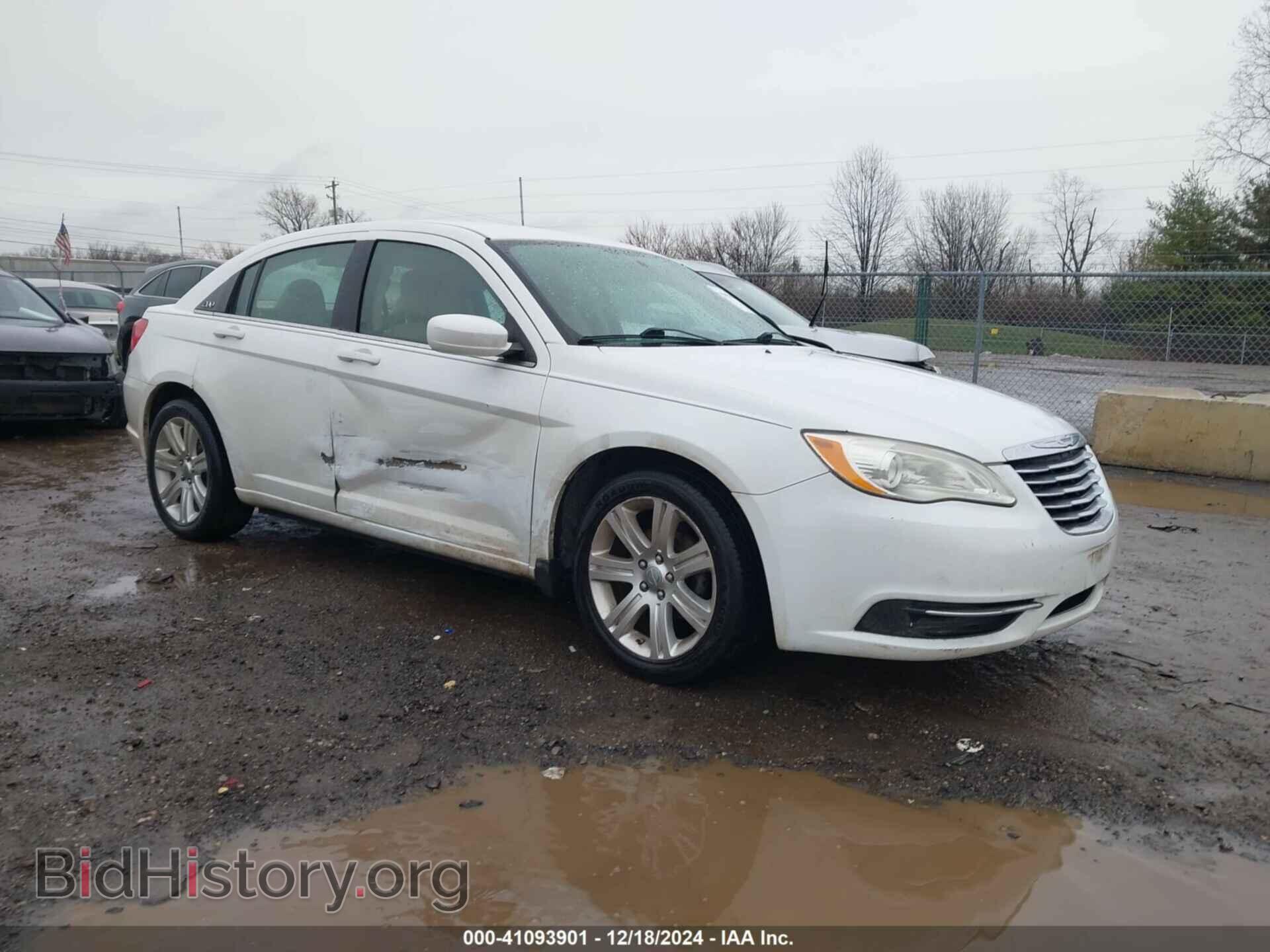Фотография 1C3CCBAB4DN669997 - CHRYSLER 200 2013