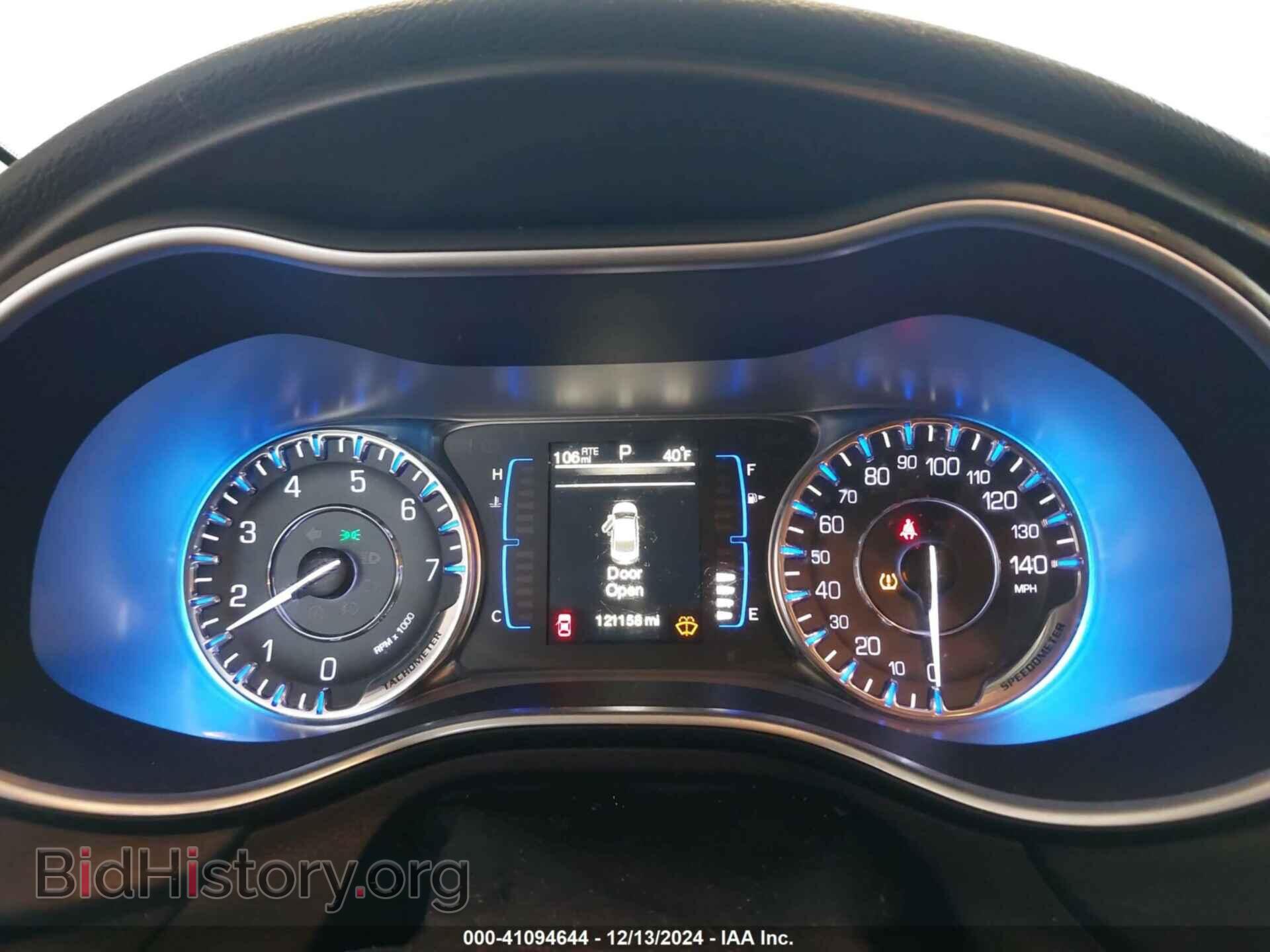 2015 CHRYSLER 200 - VIN: 1C3CCCAB7FN611861 - Фото 7