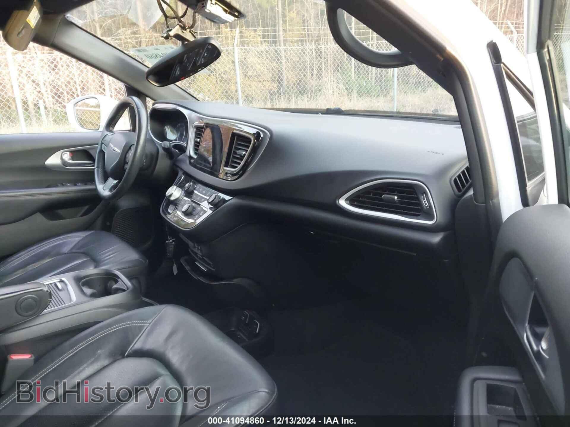 2020 CHRYSLER PACIFICA - VIN: 2C4RC1EG8LR102098 - Фото 5