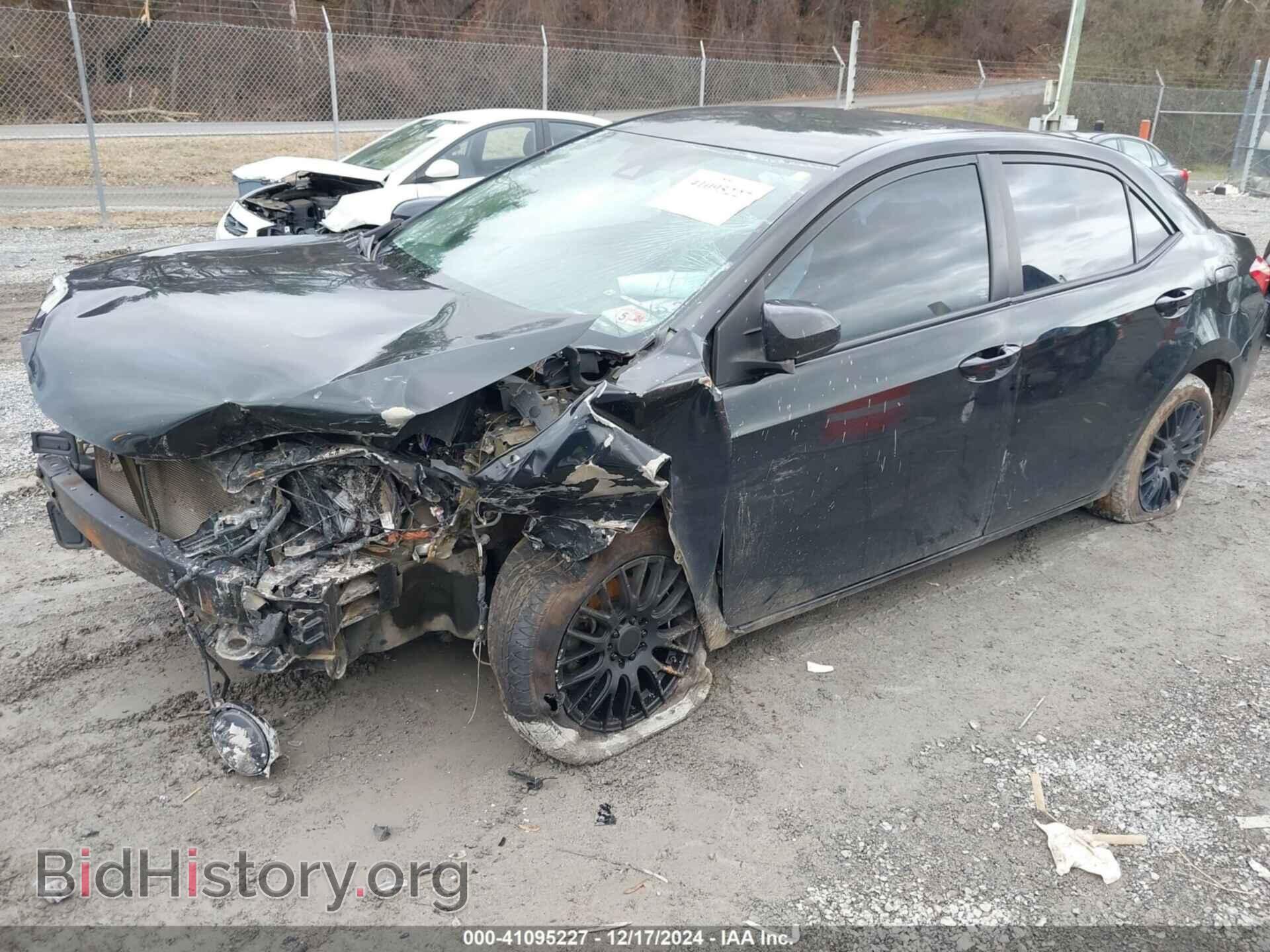 2017 TOYOTA COROLLA - VIN: 5YFBURHE7HP724366 - Фото 2