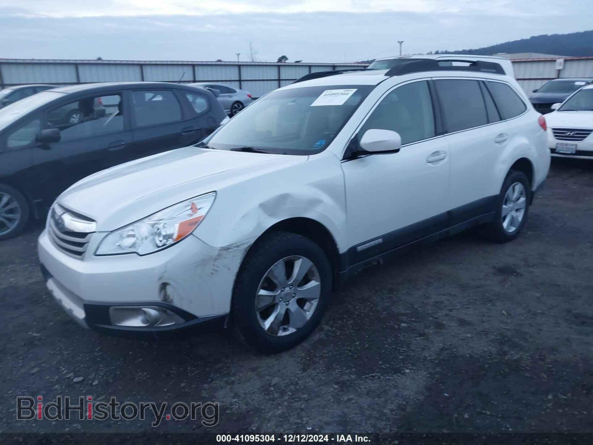 2011 SUBARU OUTBACK - VIN: 4S4BRBKC3B3360748 - Фото 2