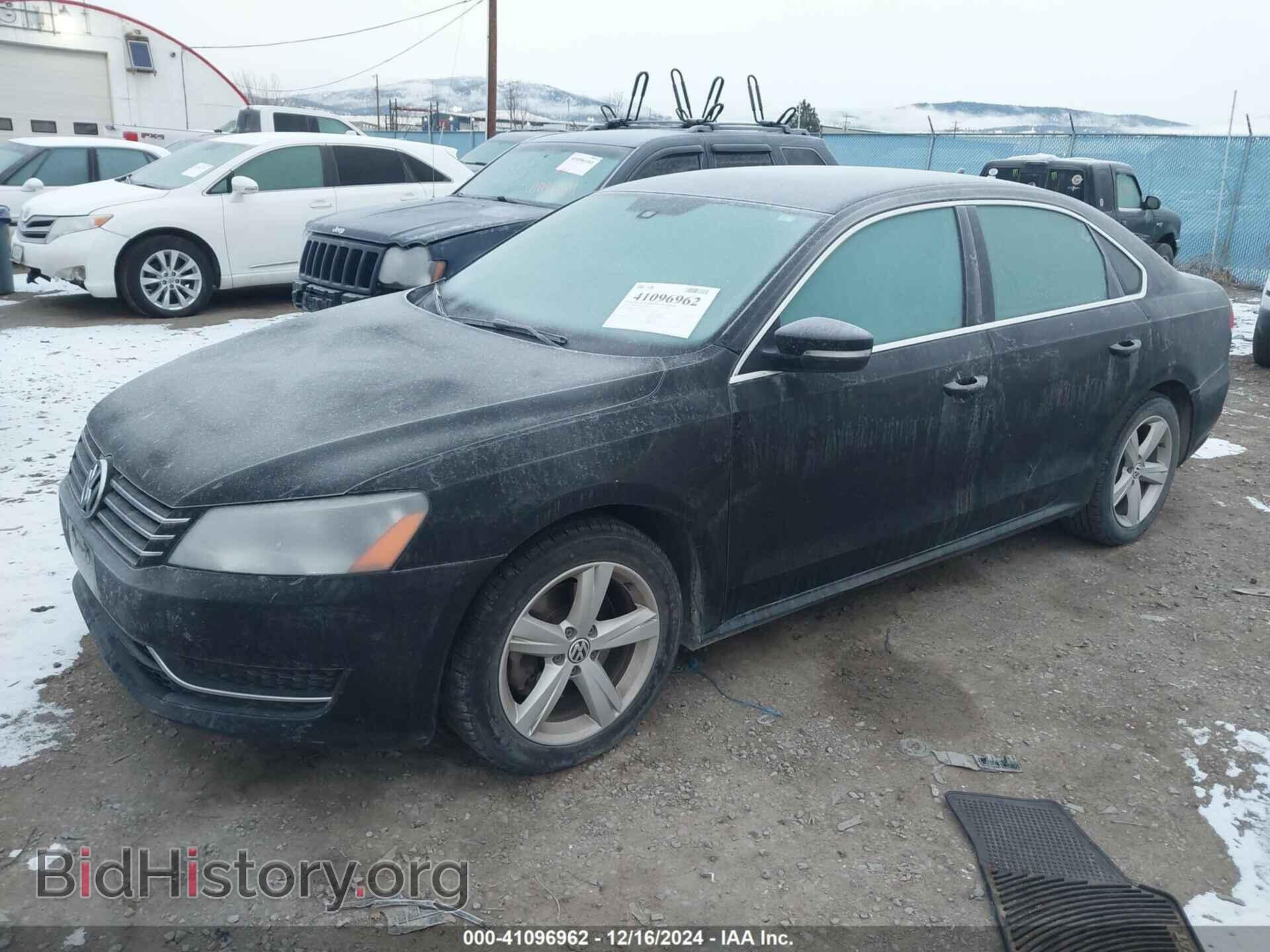 2013 VOLKSWAGEN PASSAT - VIN: 1VWBH7A3XDC129979 - Фото 2