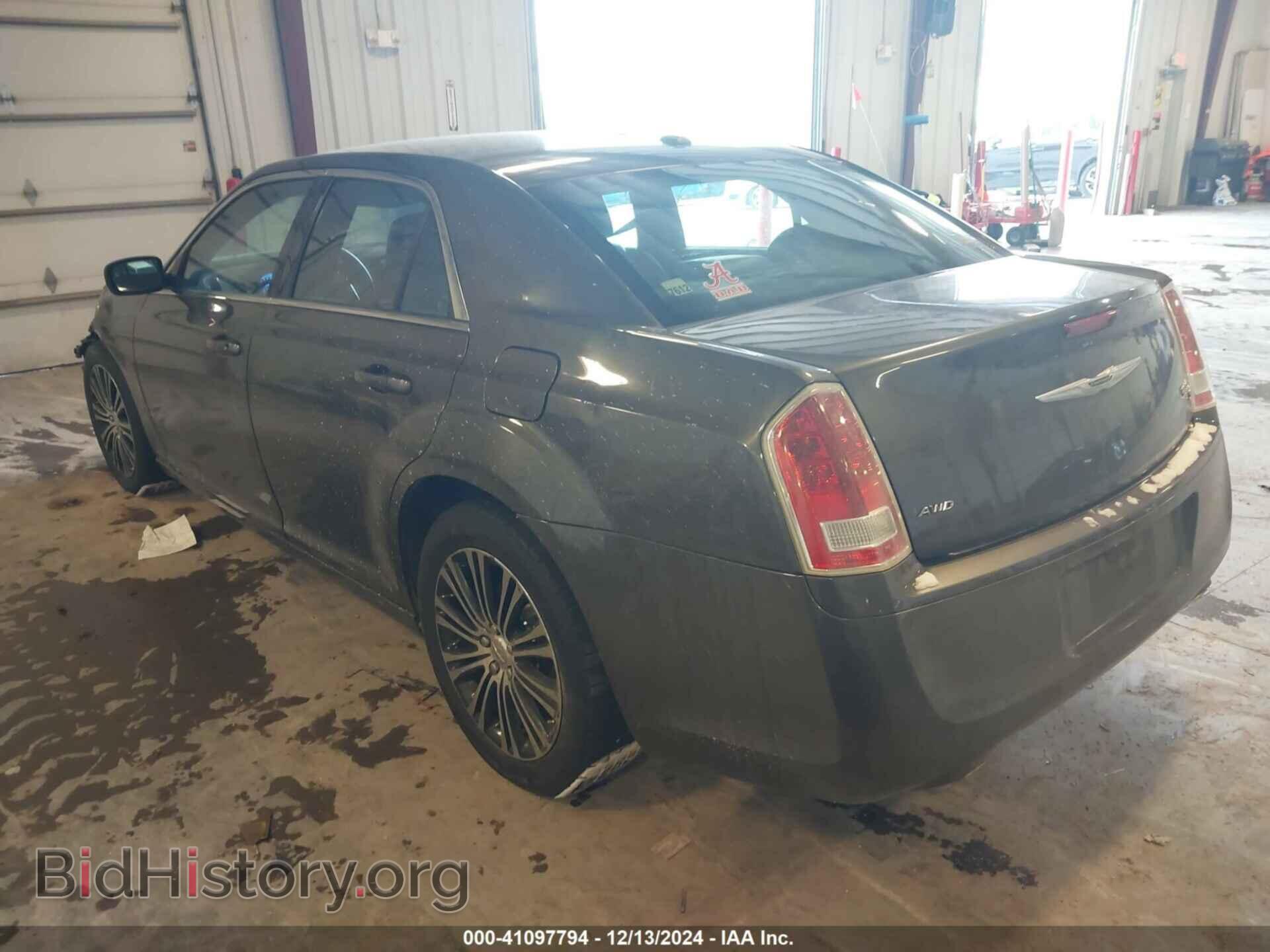 2013 CHRYSLER 300 - VIN: 2C3CCAGG2DH567443 - Фото 3