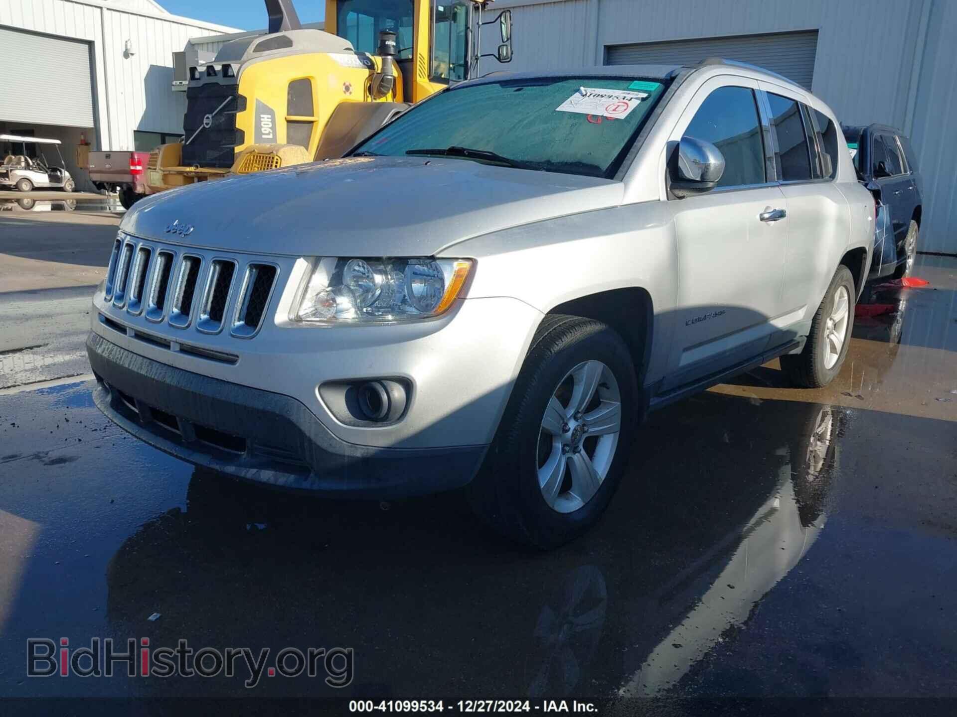 2011 JEEP COMPASS - VIN: 1J4NT1FA2BD260103 - Photo 2