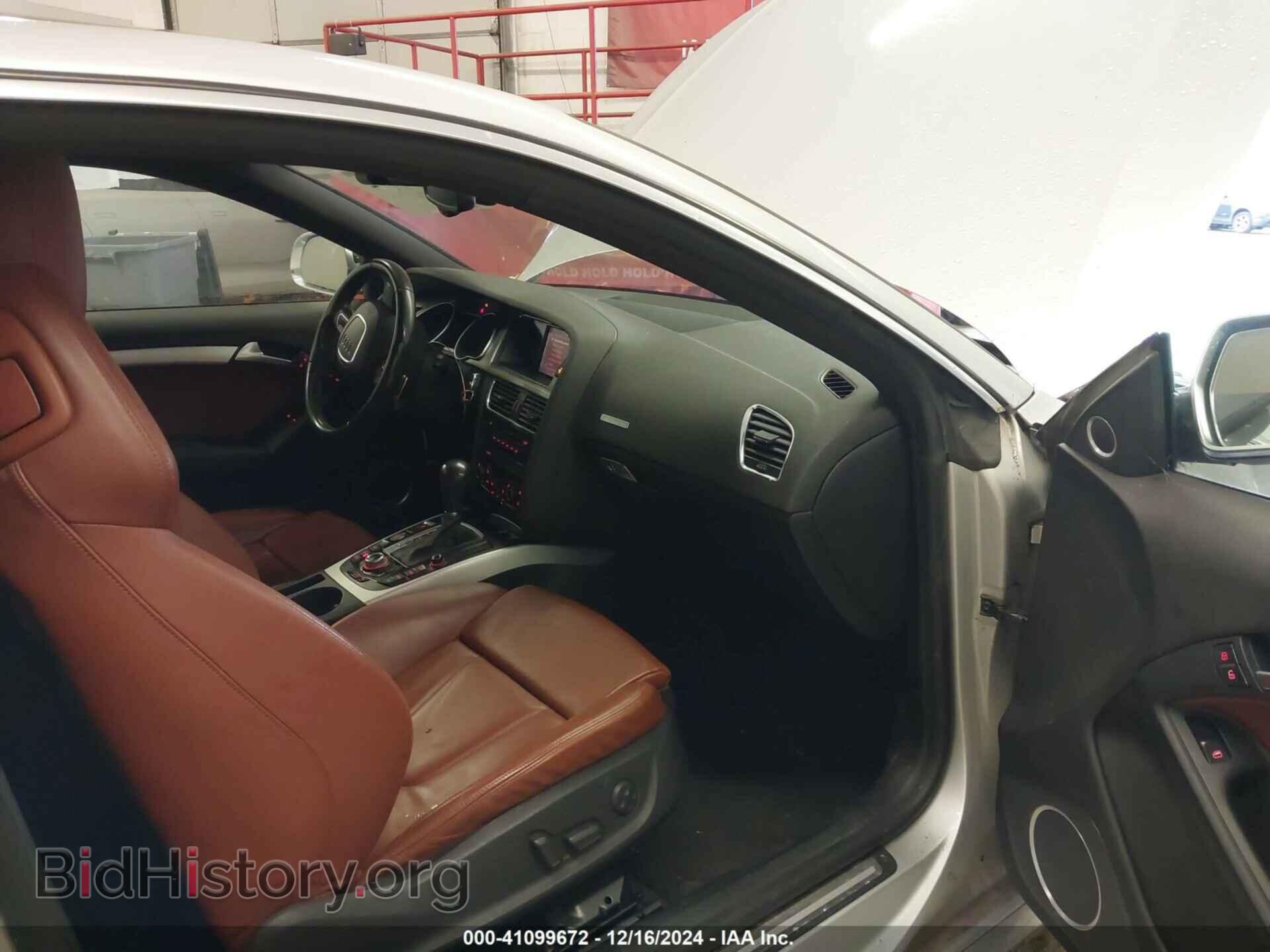 2009 AUDI S5 - VIN: WAURV78TX9A037819 - Фото 5
