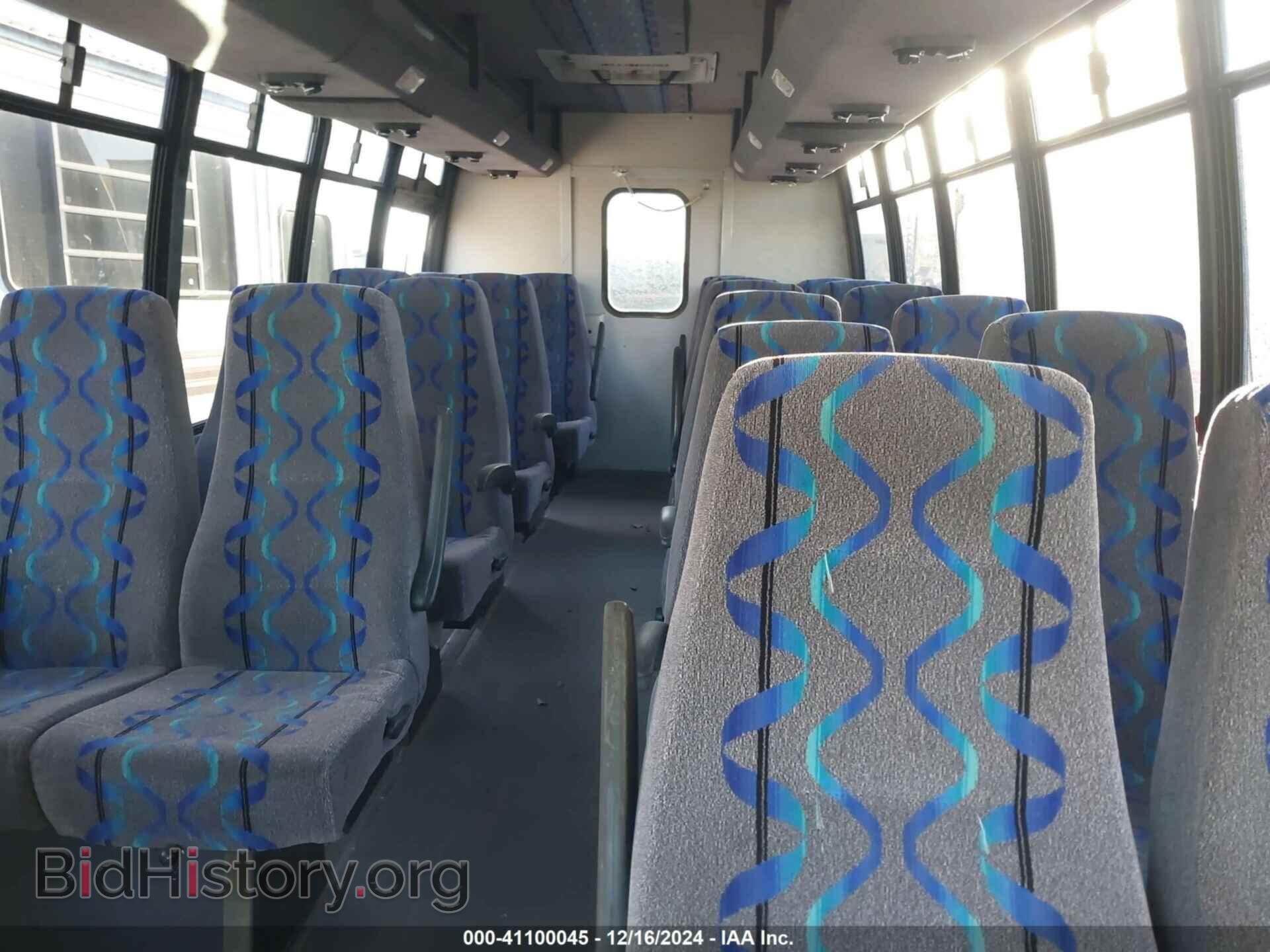 2010 FORD E-450 CUTAWAY - VIN: 1FDXE4FS3ADA62904 - Фото 7