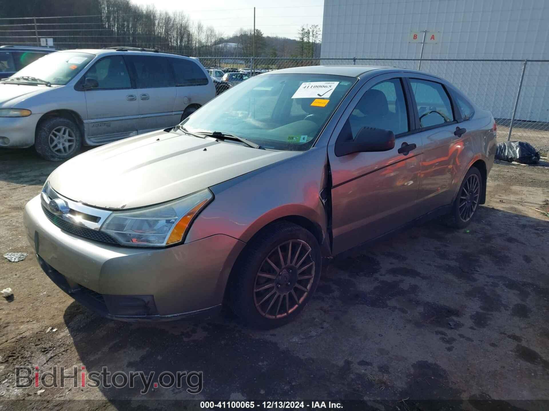 2008 FORD FOCUS - VIN: 1FAHP35N88W174059 - Фото 2