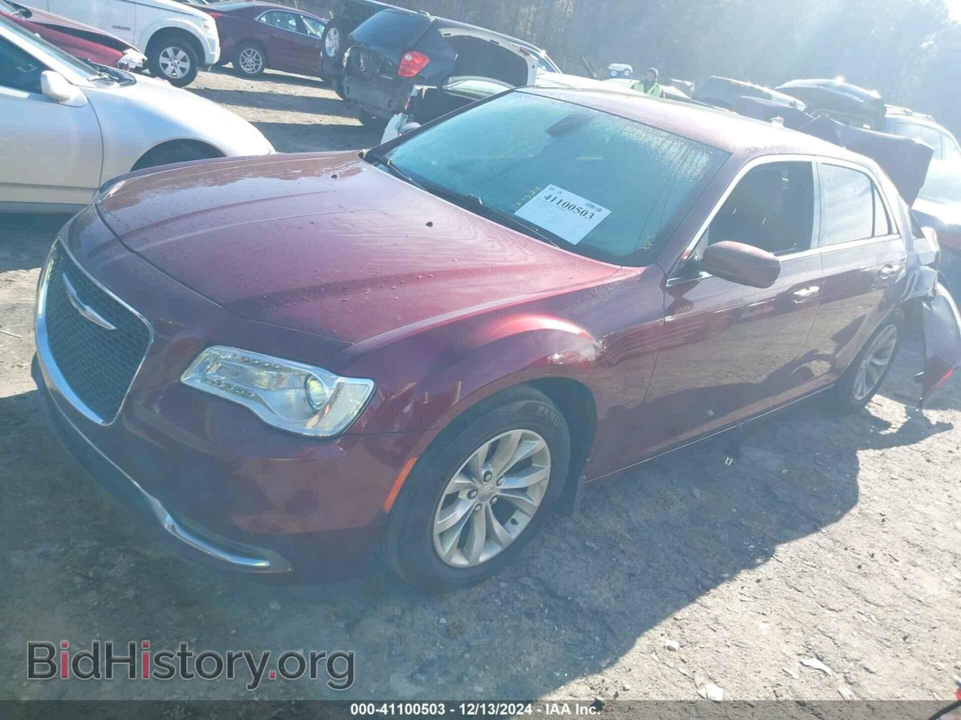 2016 CHRYSLER 300 - VIN: 2C3CCAAG8GH224231 - Фото 2
