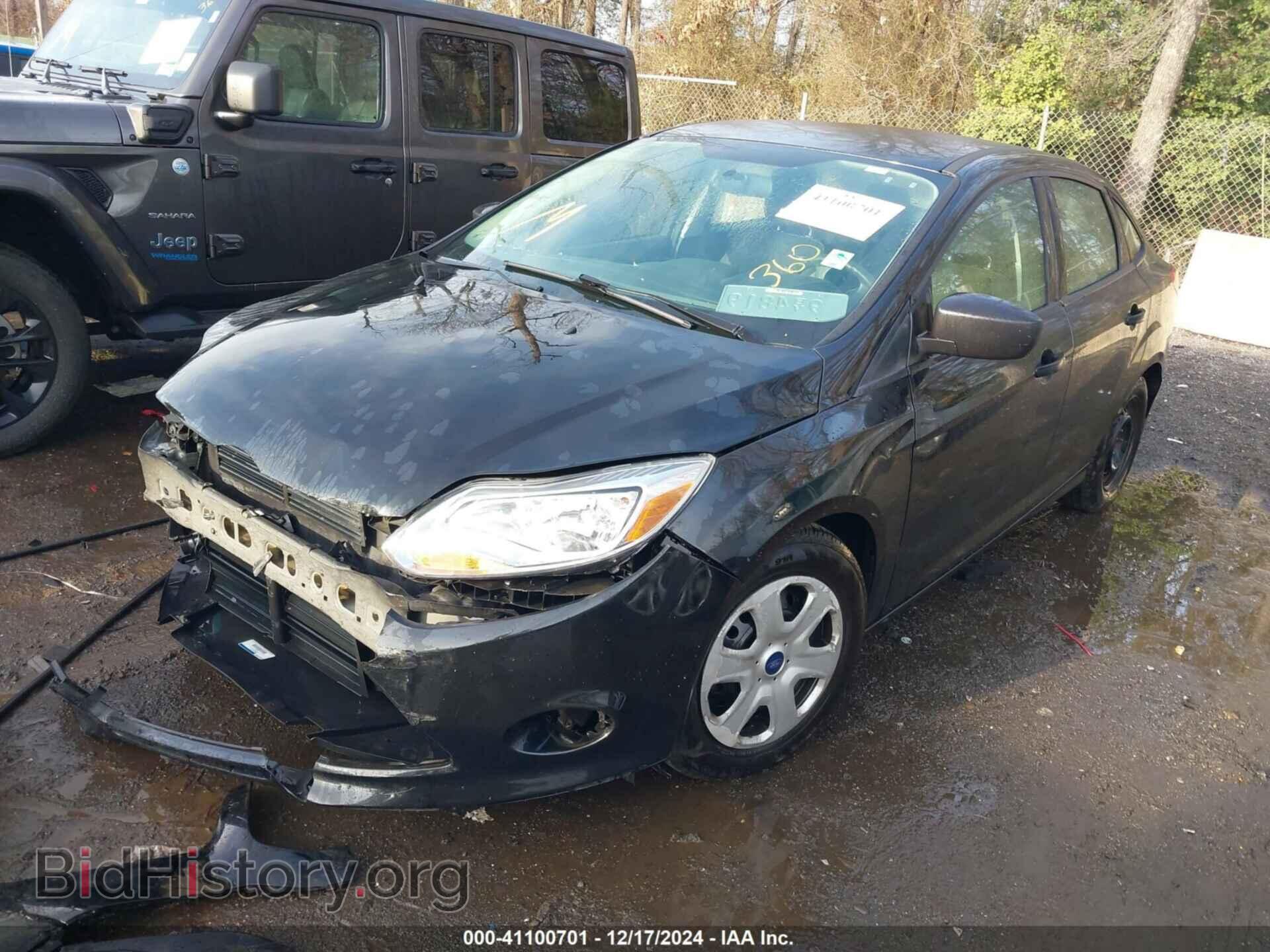 2014 FORD FOCUS - VIN: 1FADP3E25EL437013 - Фото 2