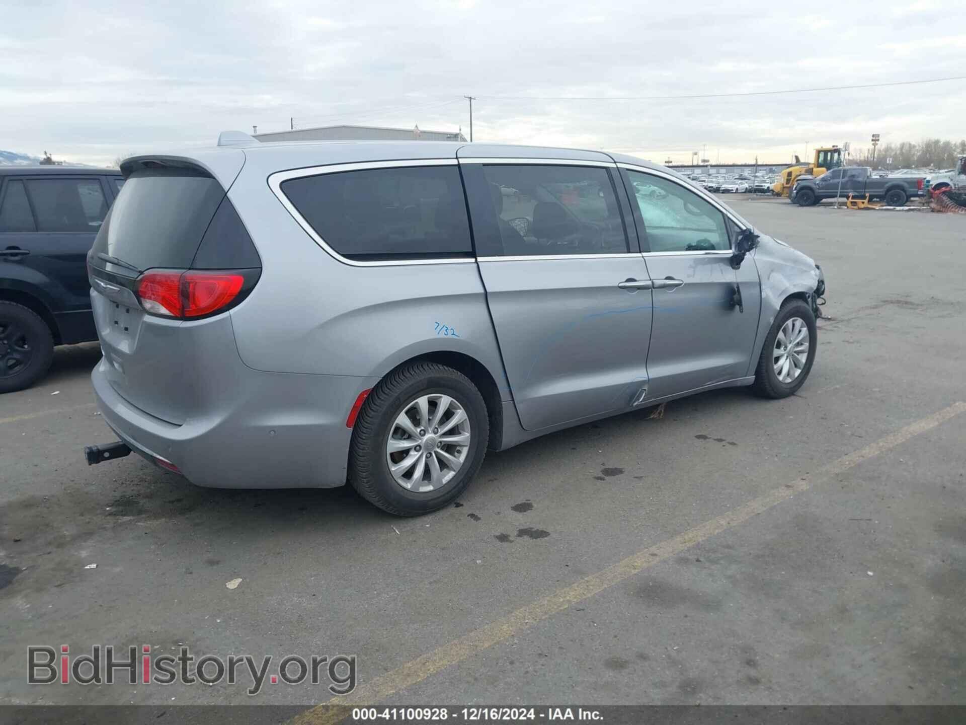 2019 CHRYSLER PACIFICA - VIN: 2C4RC1FG6KR613824 - Фото 4