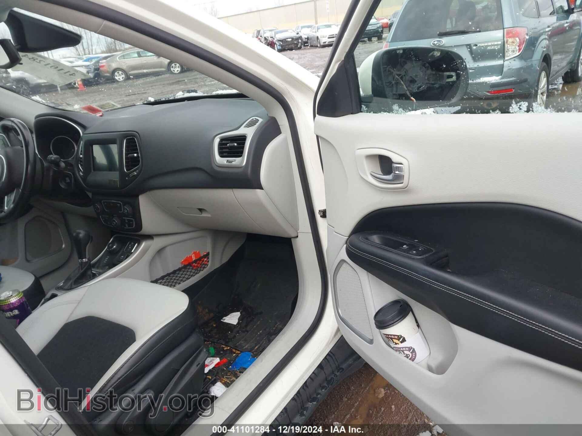 2019 JEEP COMPASS - VIN: 3C4NJDBB4KT657088 - Фото 5