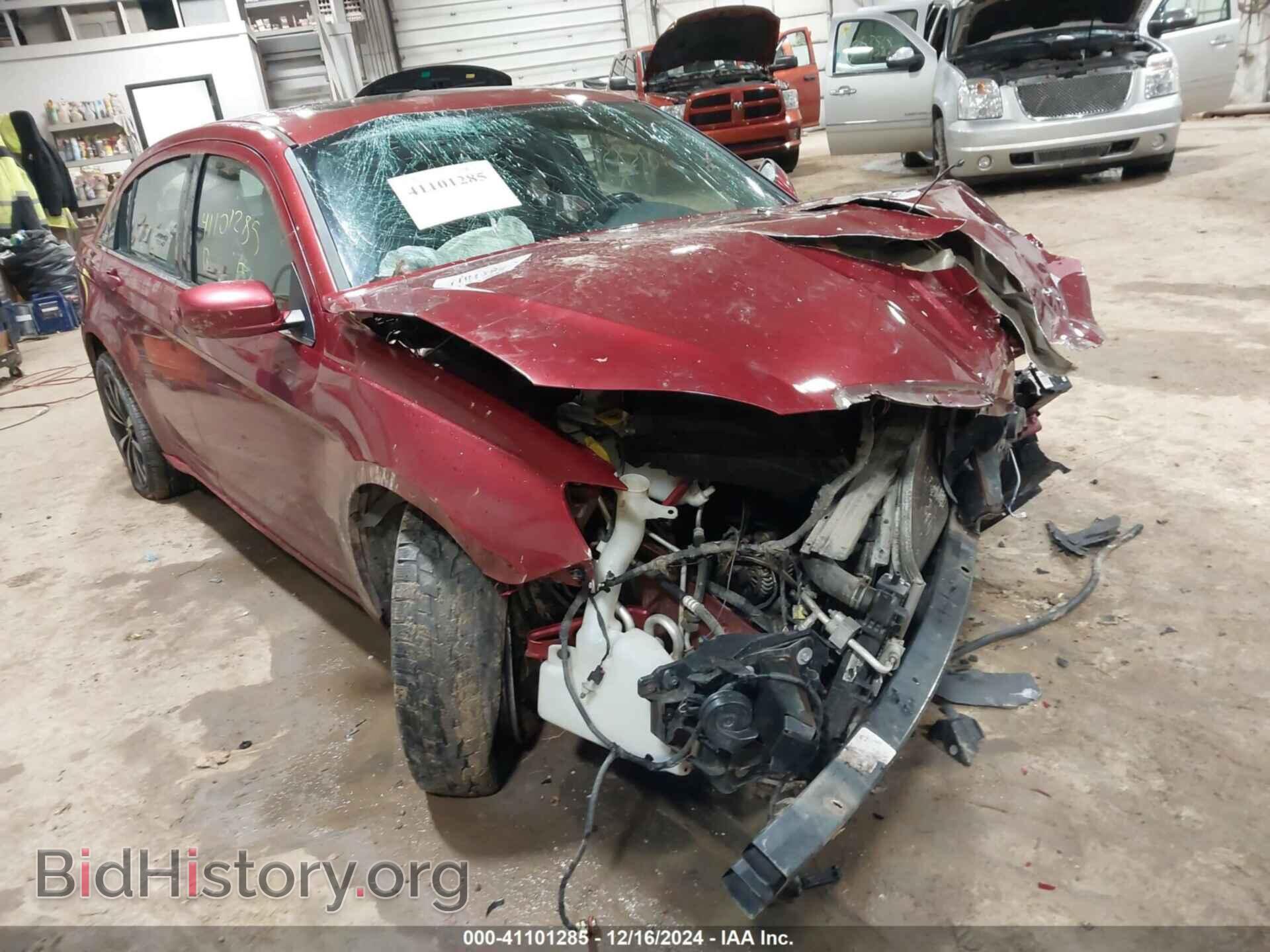 Фотография 1C3CCBBB2DN597700 - CHRYSLER 200 2013