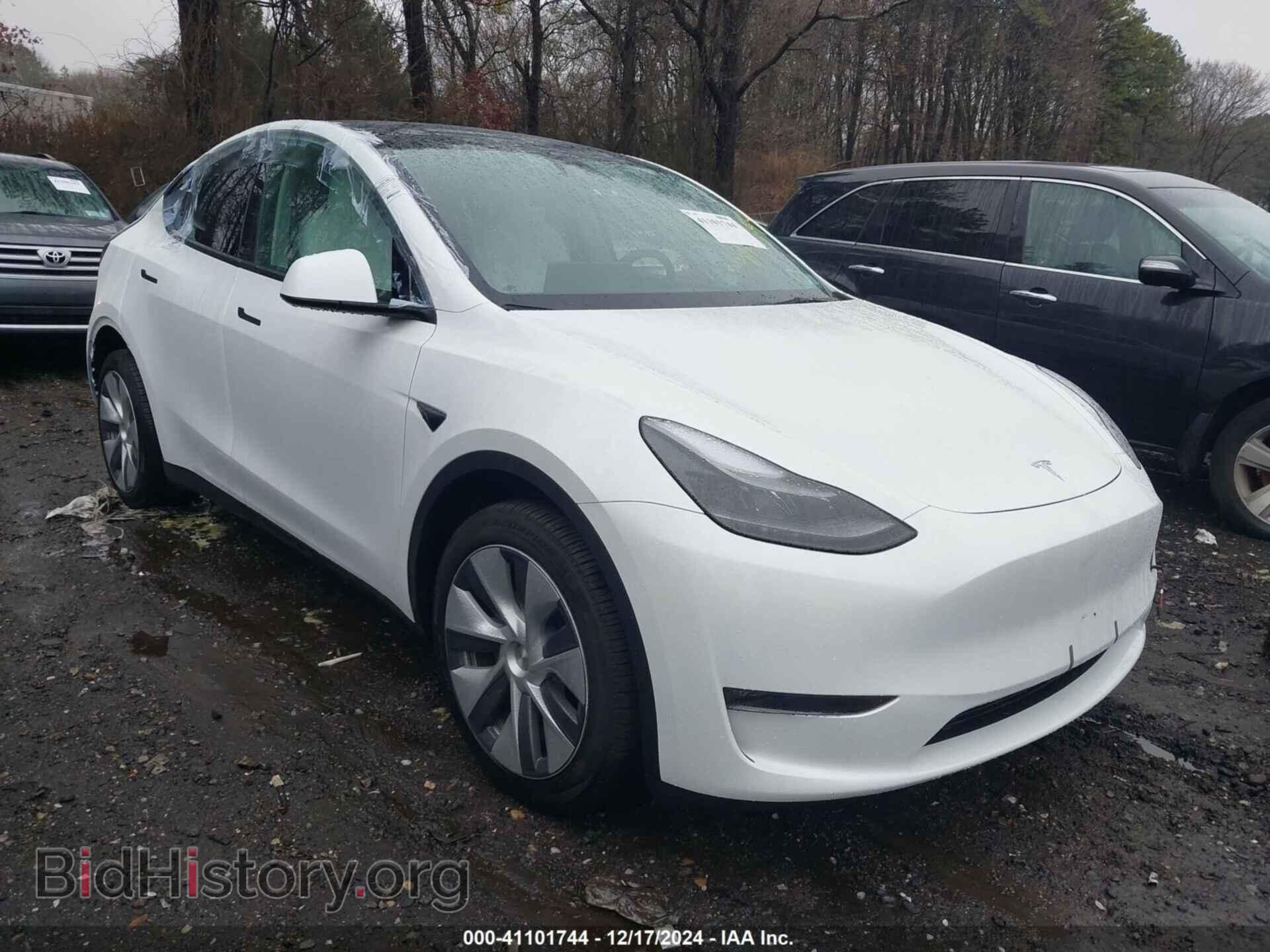 Фотография 7SAYGDEE8RA255083 - TESLA MODEL Y 2024