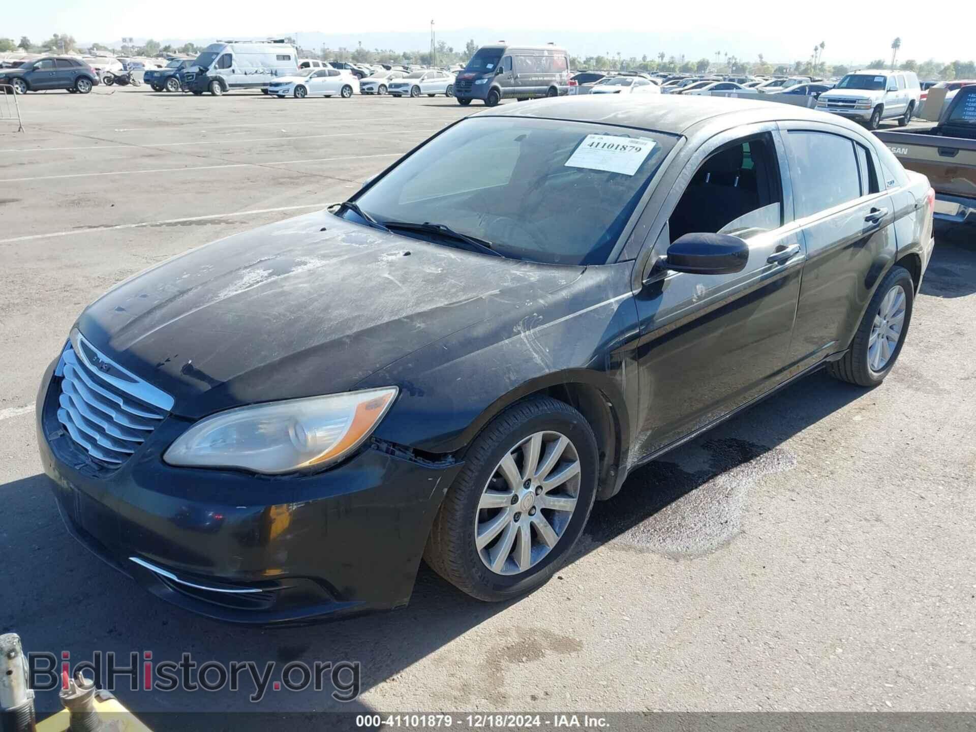 2013 CHRYSLER 200 - VIN: 1C3CCBBB0DN700239 - Фото 2