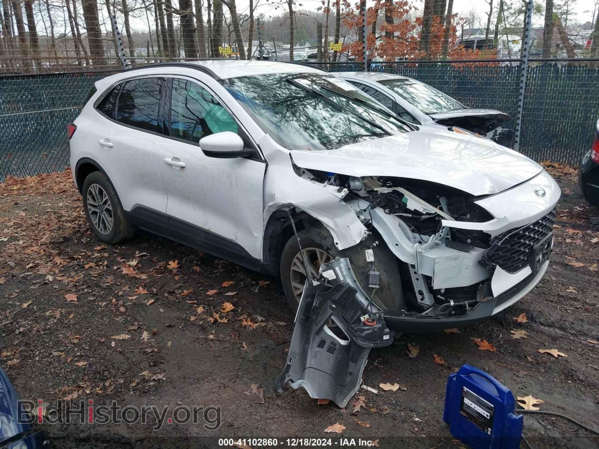 Photo 1FMCU9H92LUA15956 - FORD ESCAPE 2020