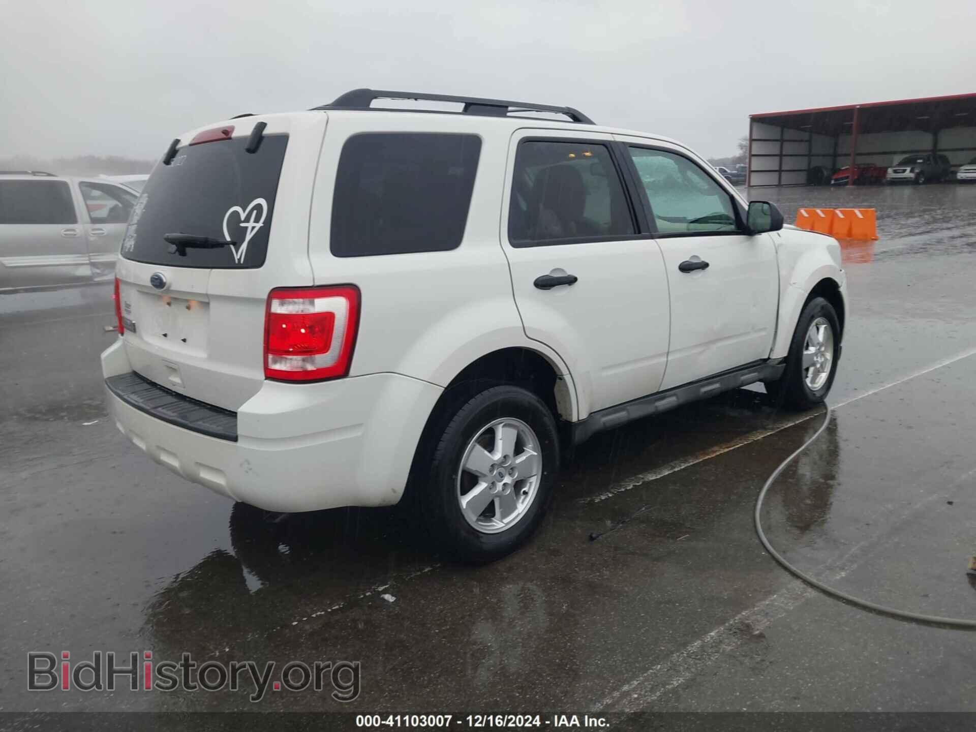 2011 FORD ESCAPE - VIN: 1FMCU0D71BKA13481 - Фото 4