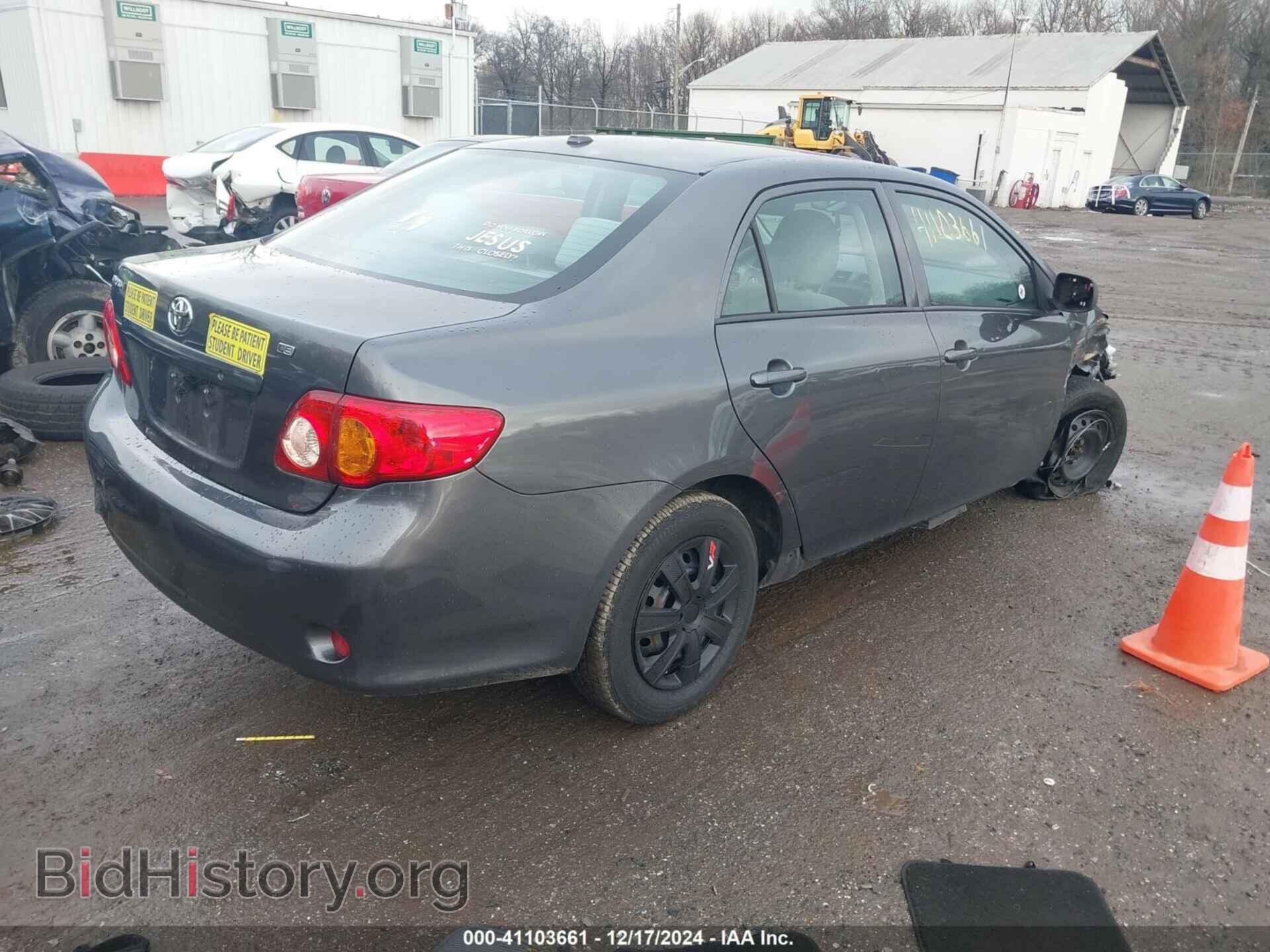 2010 TOYOTA COROLLA - VIN: 2T1BU4EE2AC417247 - Фото 4