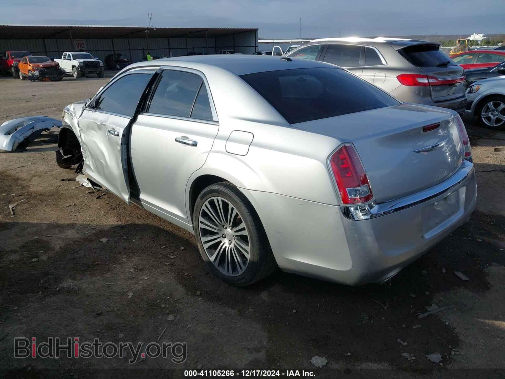 2012 CHRYSLER 300 - VIN: 2C3CCACG5CH216806 - Фото 3