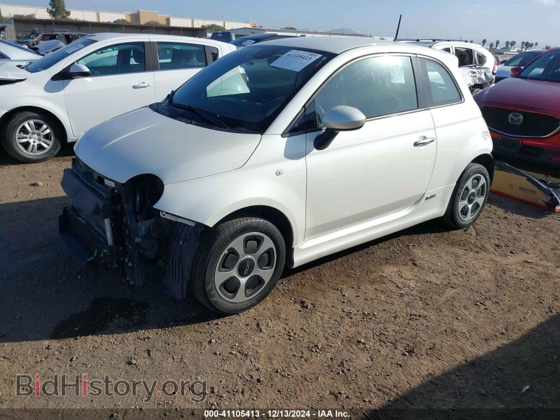 2015 FIAT 500E - VIN: 3C3CFFGEXFT756564 - Фото 2
