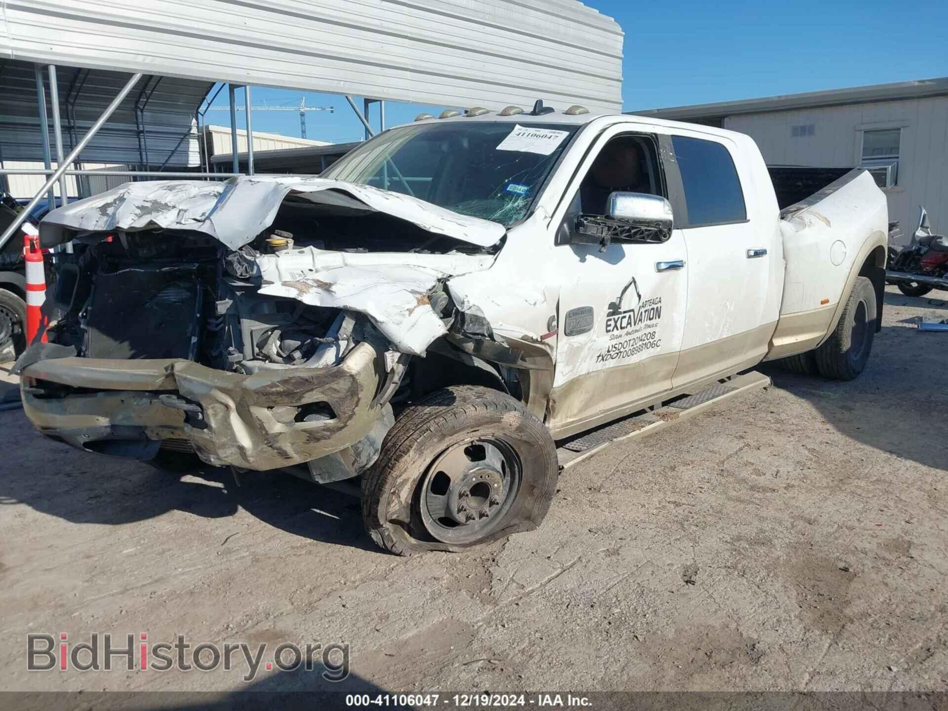2015 RAM 3500 - VIN: 3C63RRNL8FG653150 - Фото 2