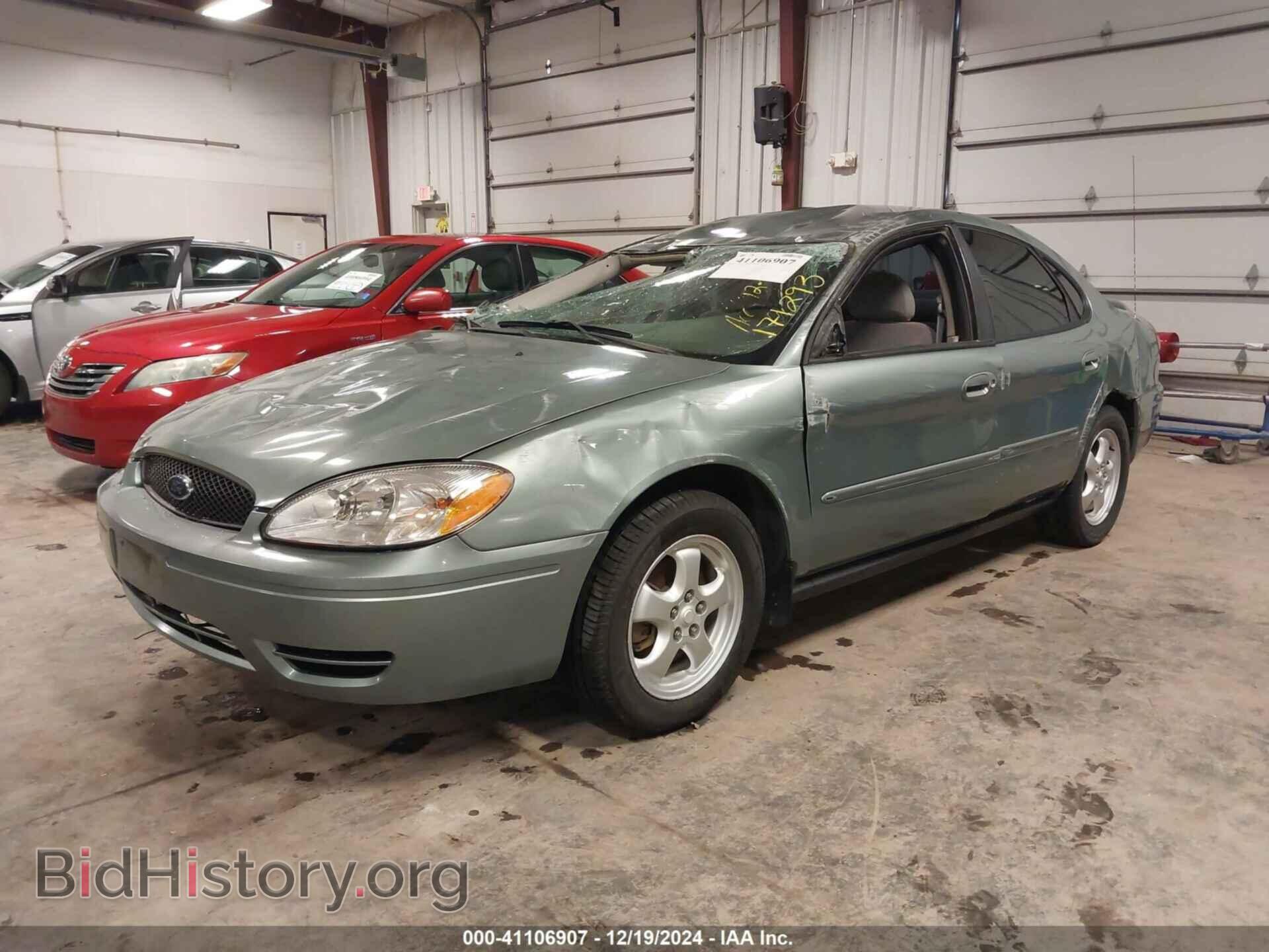 2005 FORD TAURUS - VIN: 1FAFP53265A171293 - Фото 2