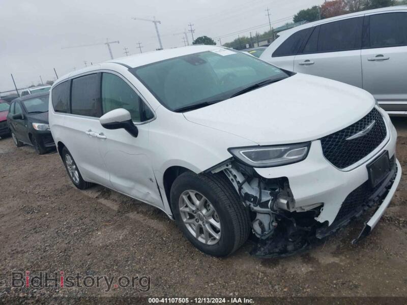 2023 Chrysler PACIFICA Touring L (VIN 2C4RC1BG2PR550184) — фото 1 из 17, IAAI, повреждение: правая передняя часть