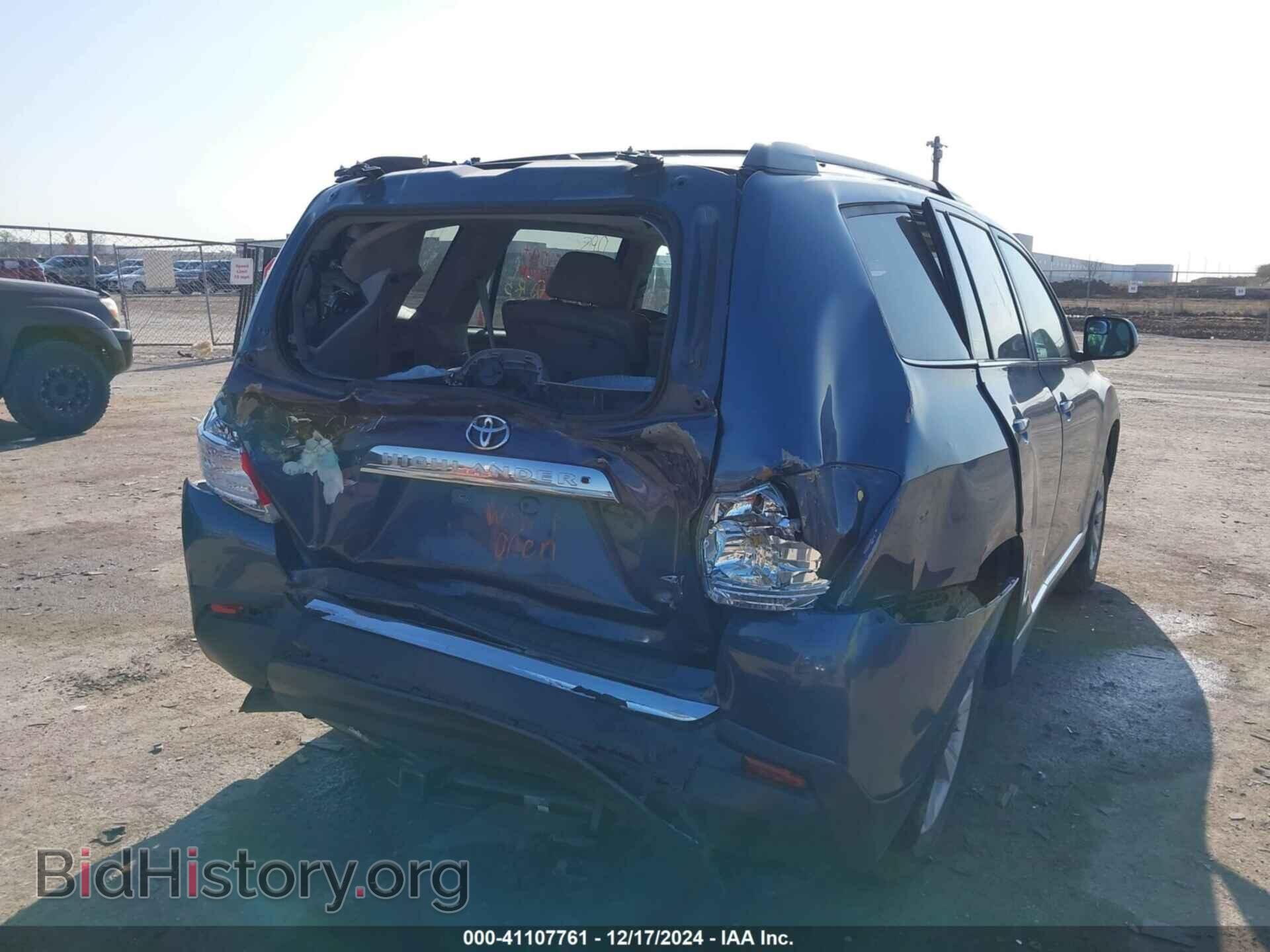 2013 TOYOTA HIGHLANDER - VIN: 5TDBK3EH8DS219911 - Фото 4