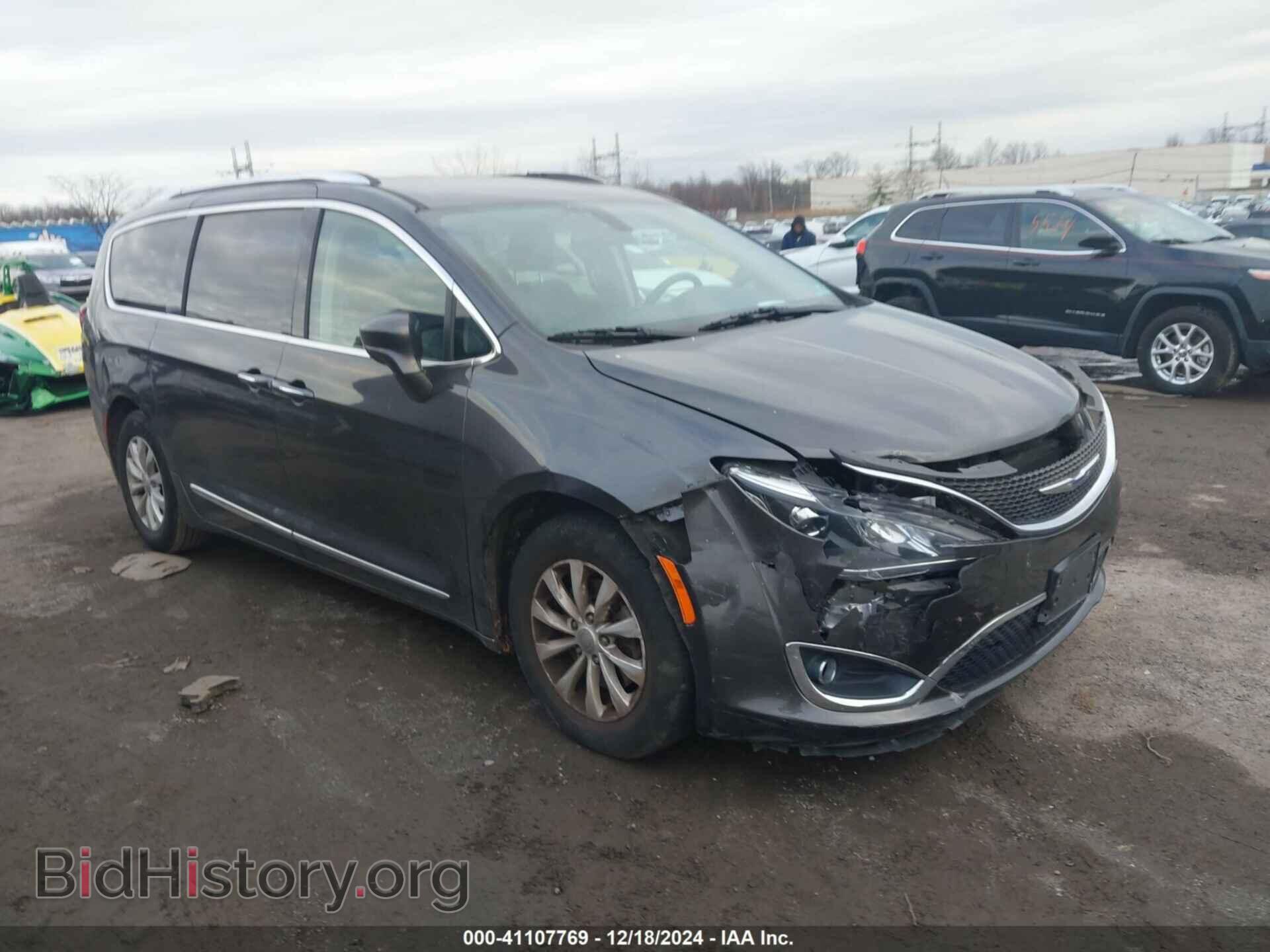 Фотография 2C4RC1BG4JR353167 - CHRYSLER PACIFICA 2018