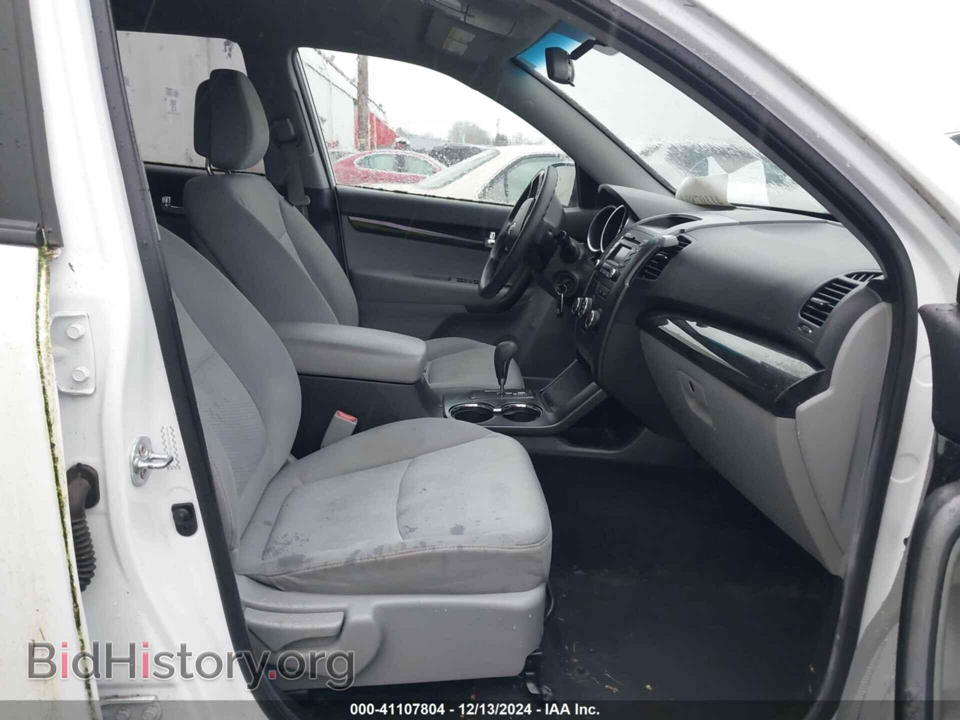 2011 KIA SORENTO - VIN: 5XYKTCA14BG010360 - Фото 5