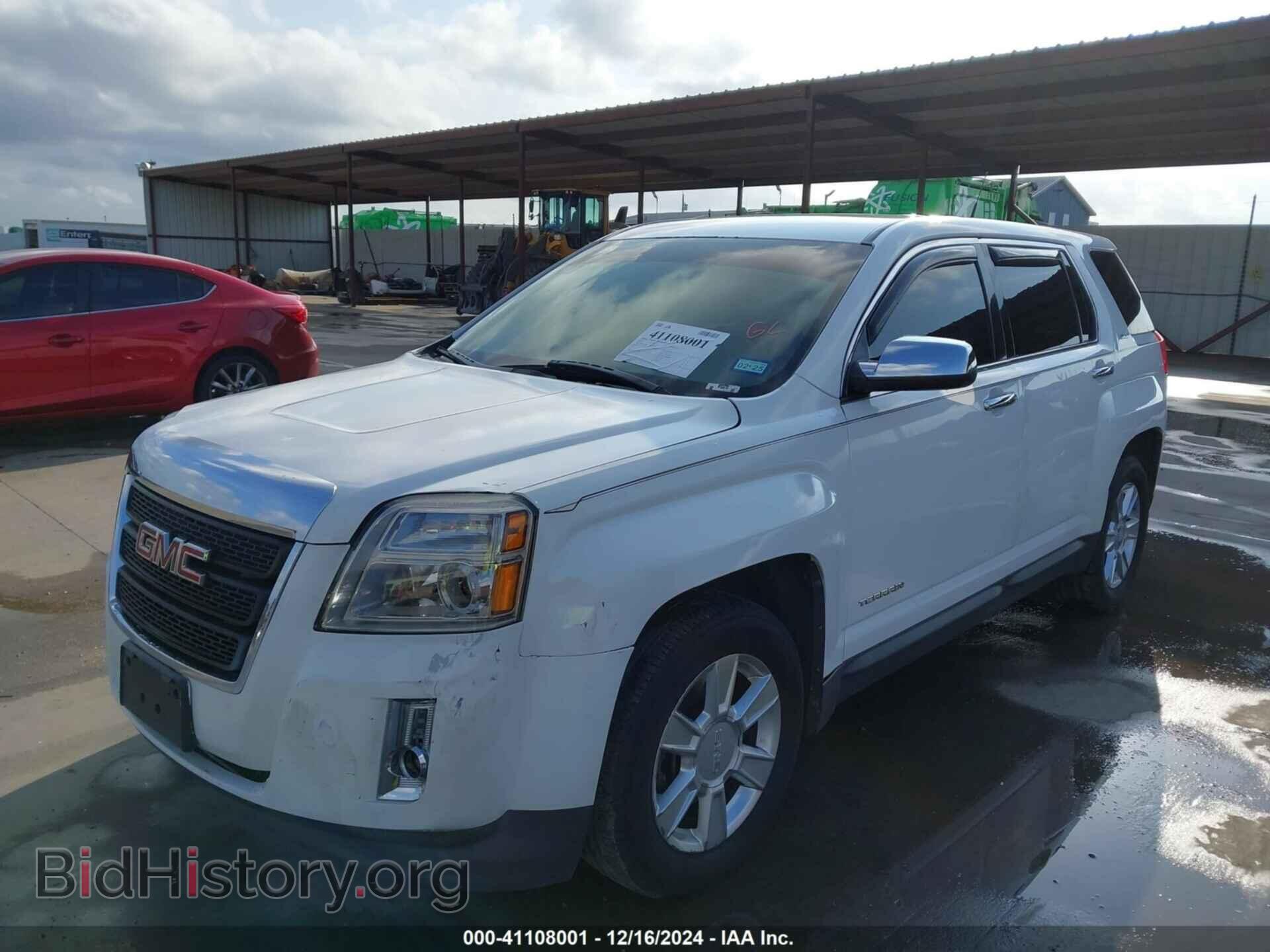 2011 GMC TERRAIN - VIN: 2CTALMEC1B6216136 - Photo 2