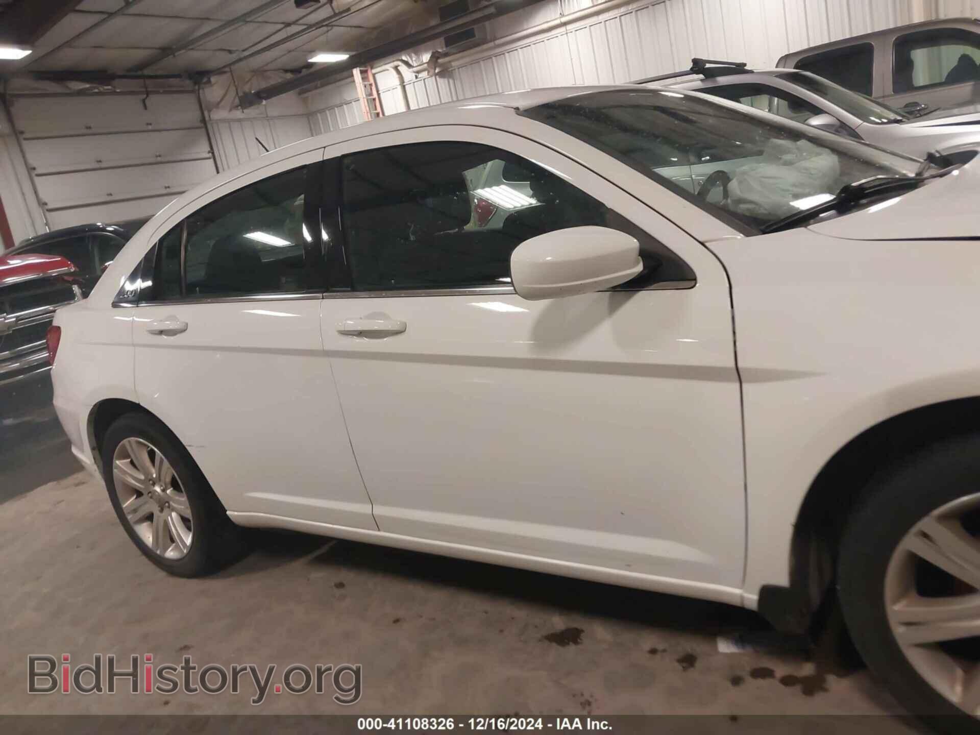 2013 CHRYSLER 200 - VIN: 1C3CCBBB2DN571016 - Фото 13