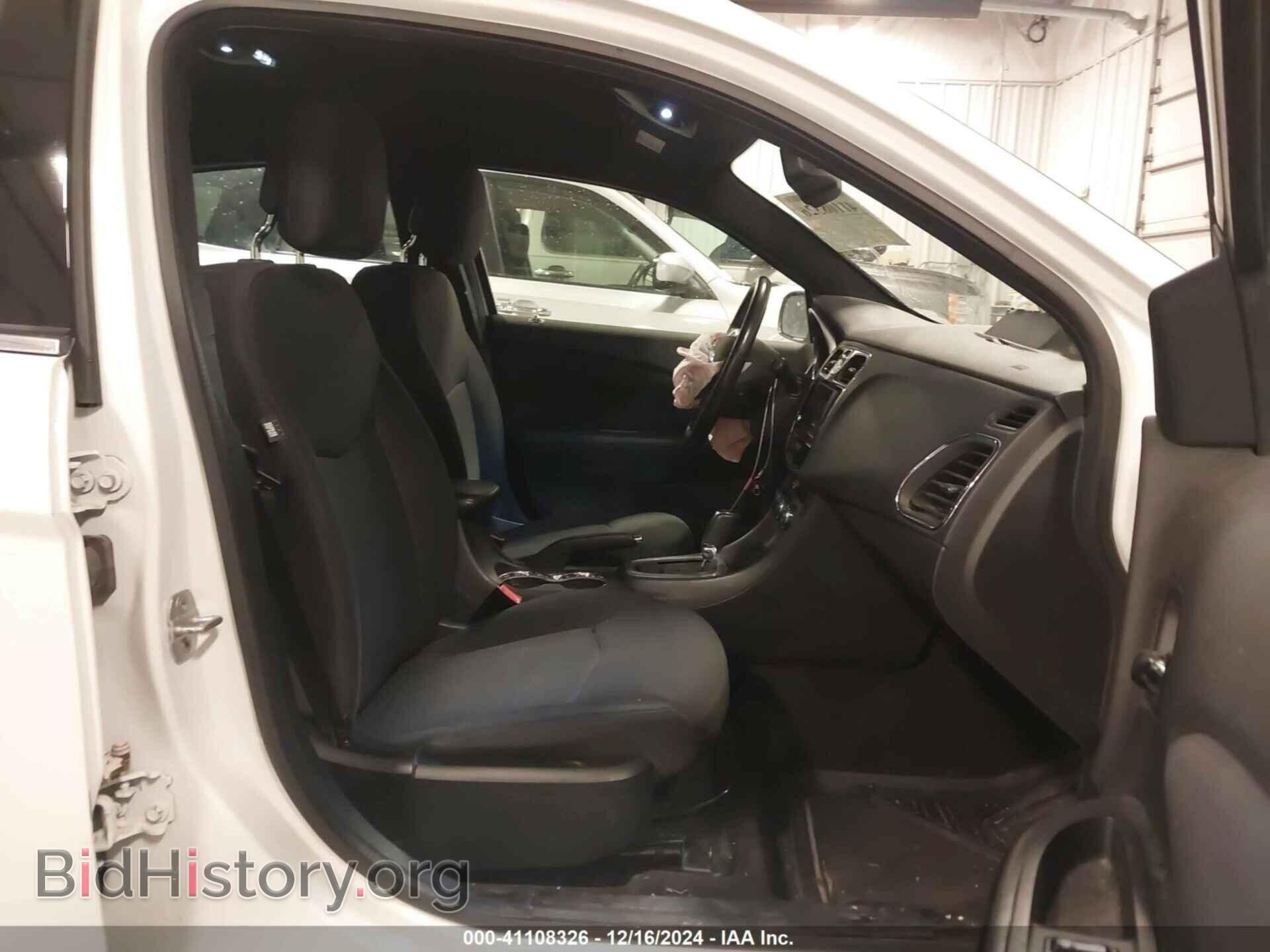 2013 CHRYSLER 200 - VIN: 1C3CCBBB2DN571016 - Фото 5