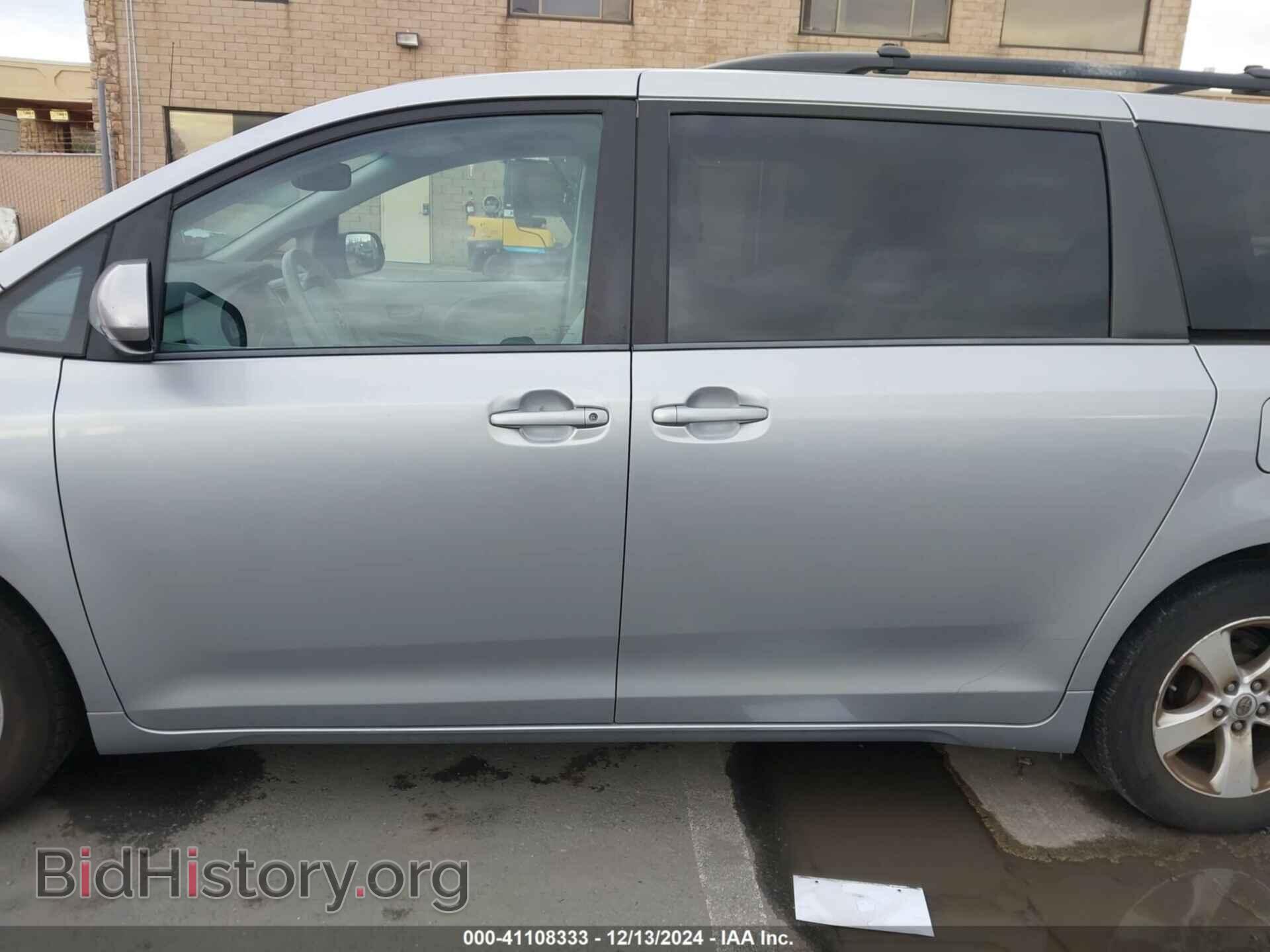 2013 TOYOTA SIENNA - VIN: 5TDKK3DC8DS400528 - Фото 14