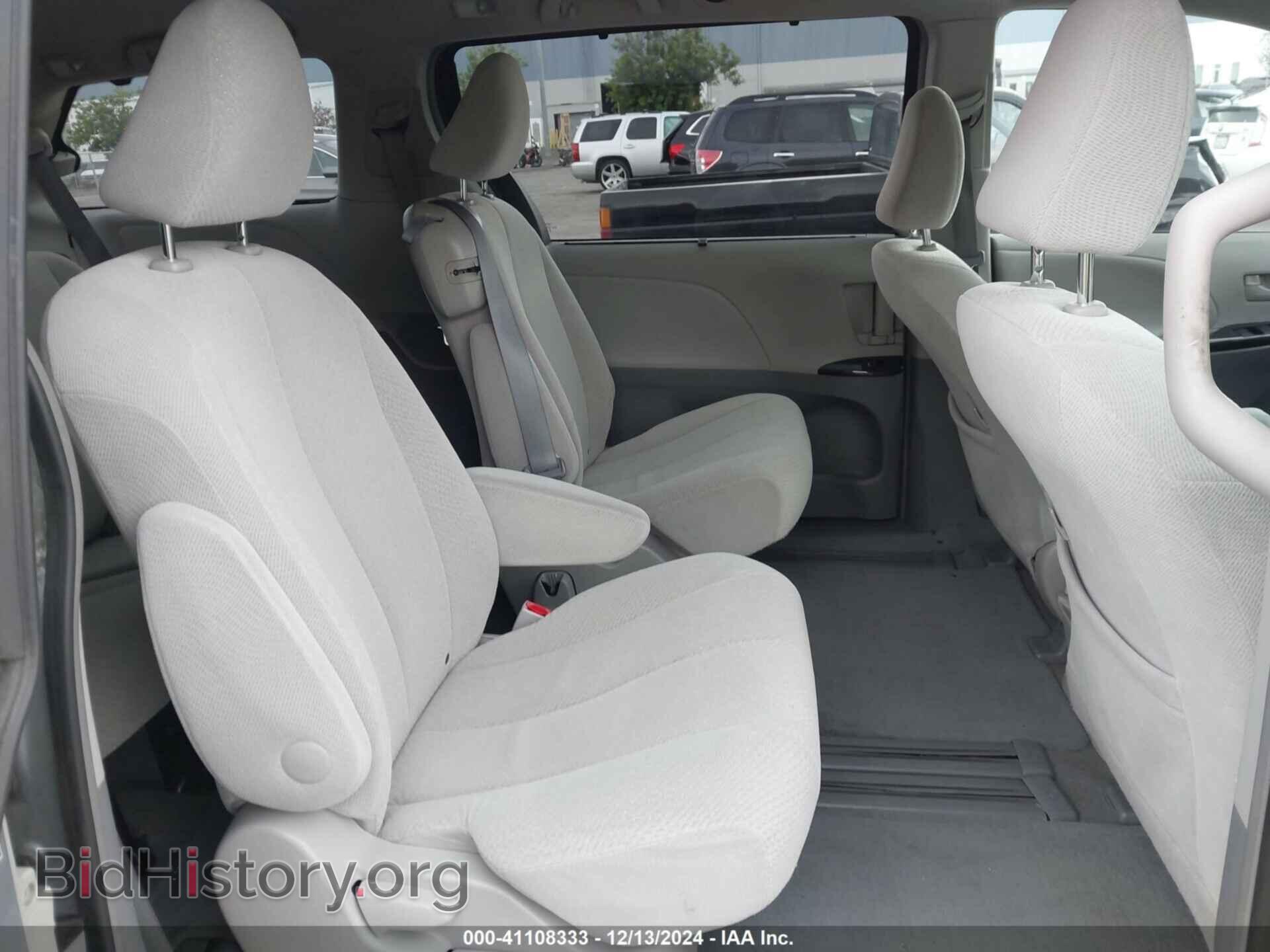 2013 TOYOTA SIENNA - VIN: 5TDKK3DC8DS400528 - Фото 8