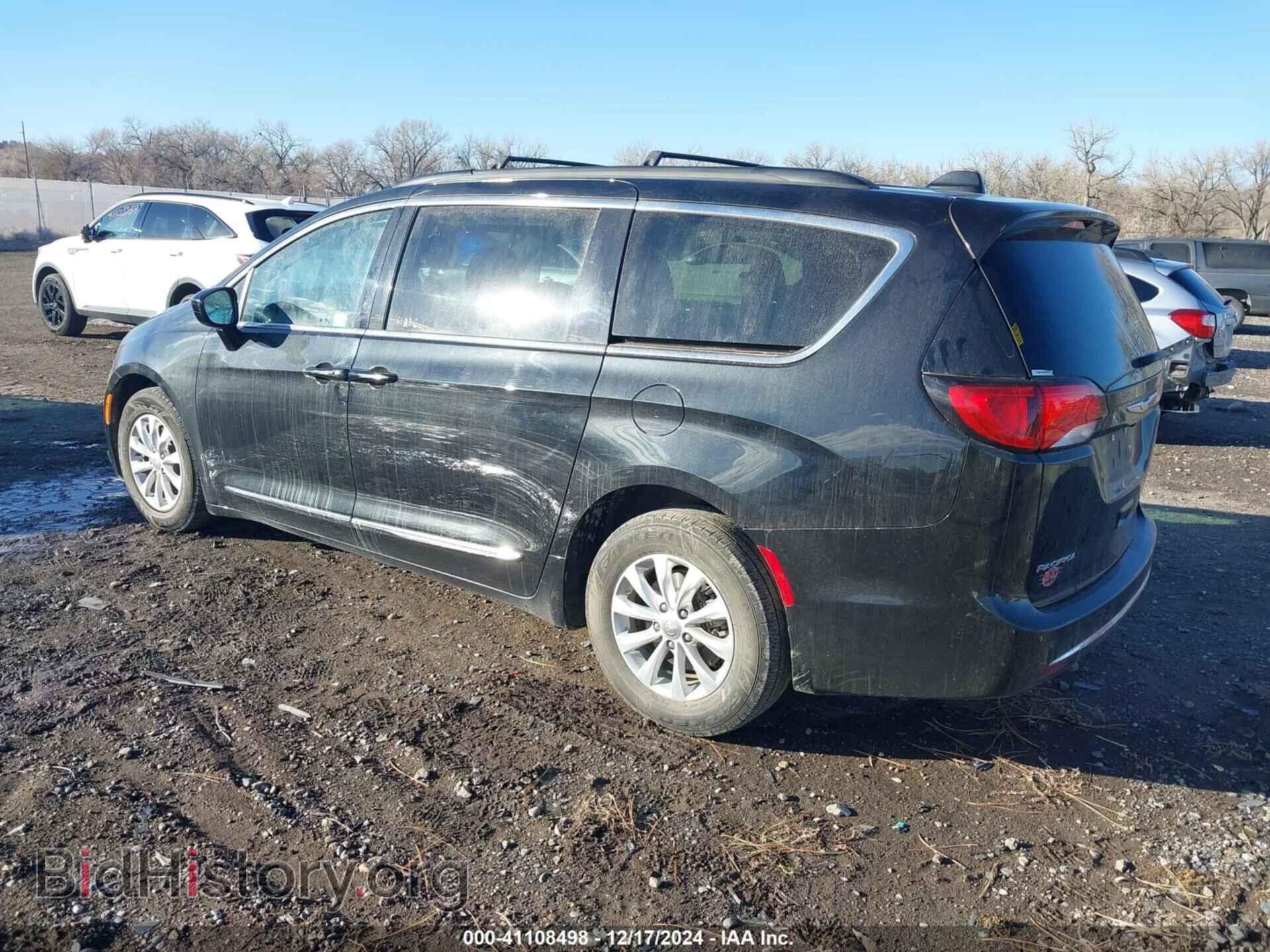 2017 CHRYSLER PACIFICA - VIN: 2C4RC1BG3HR569232 - Фото 3