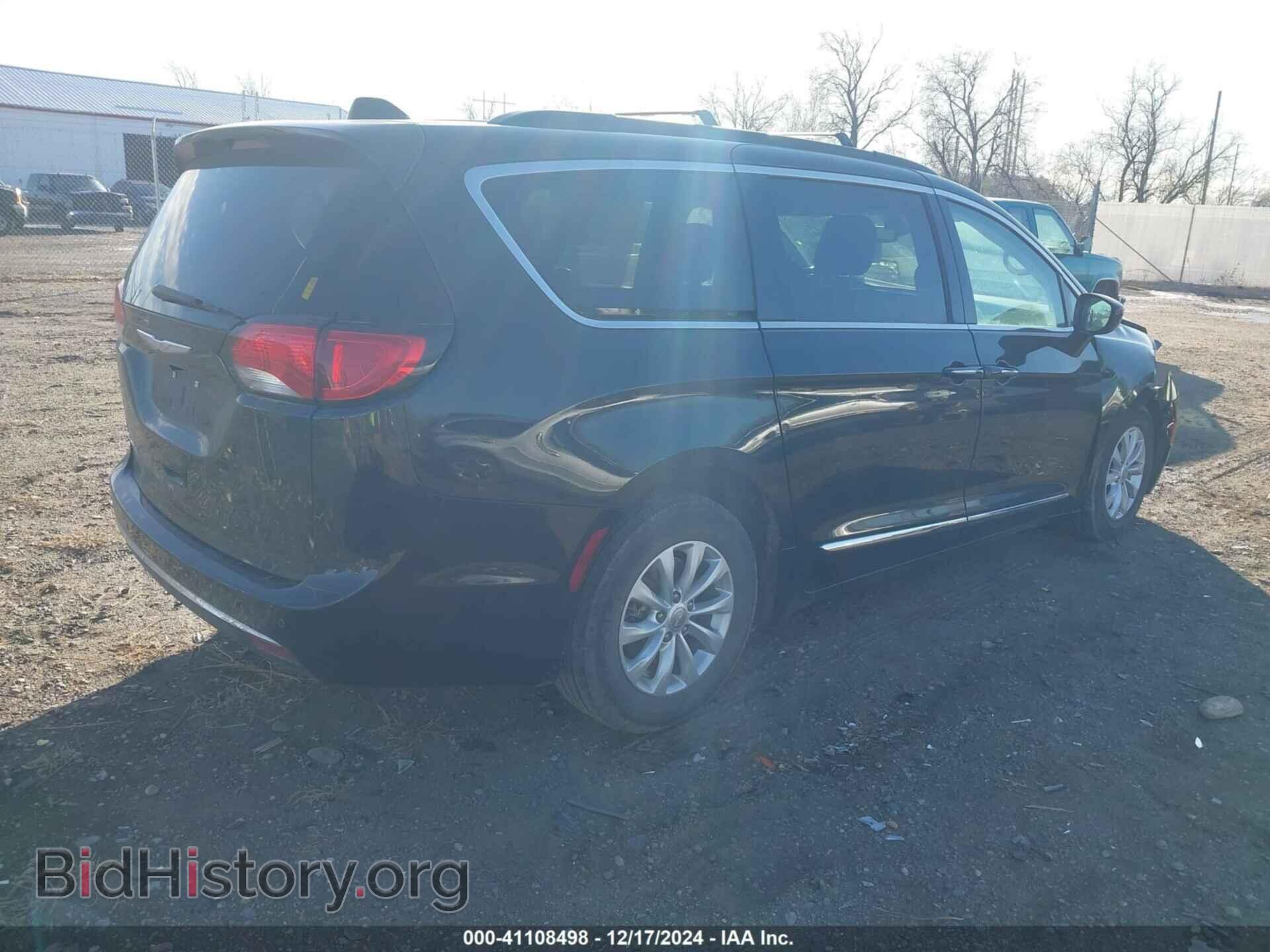 2017 CHRYSLER PACIFICA - VIN: 2C4RC1BG3HR569232 - Фото 4
