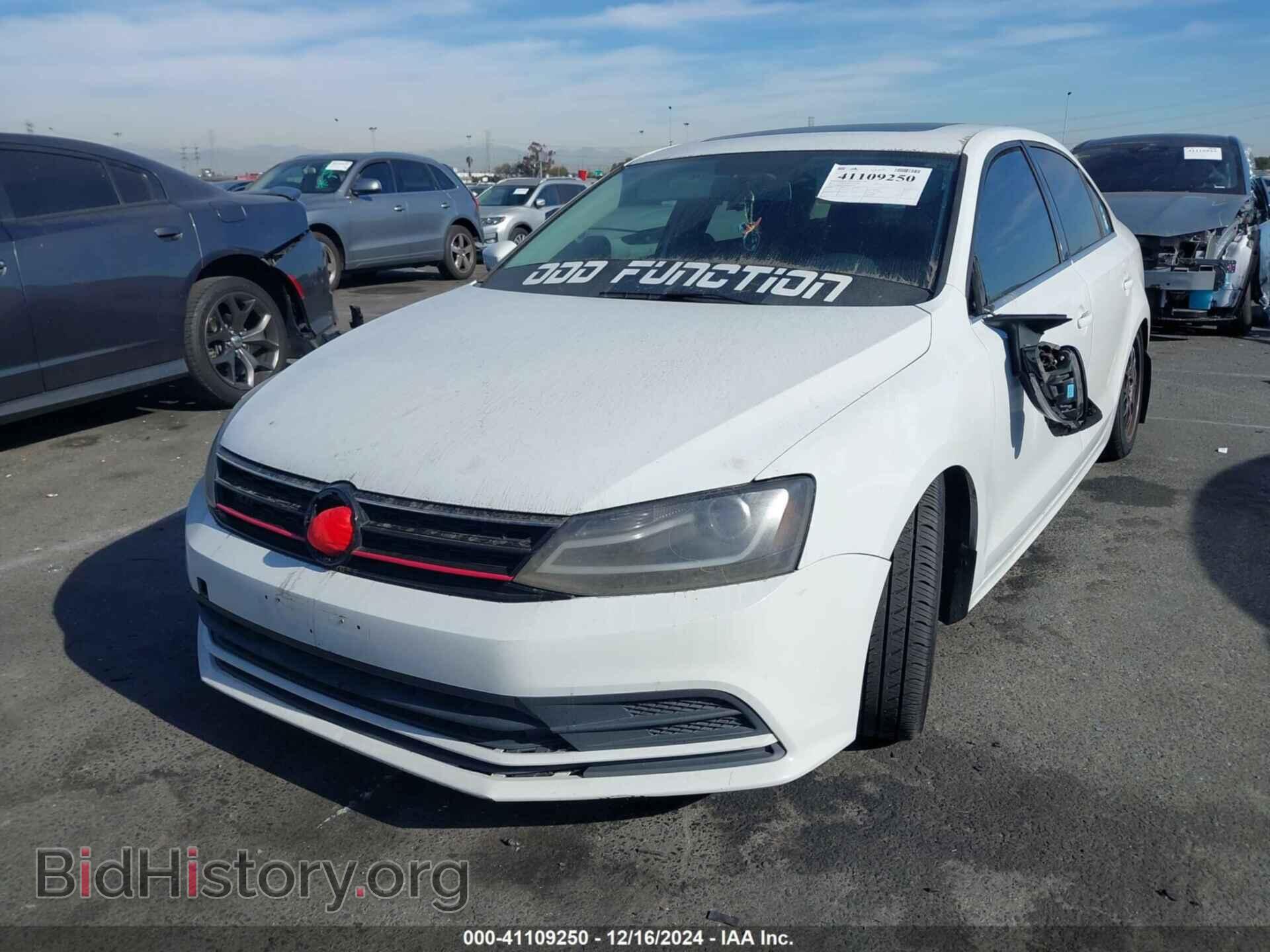 2017 VOLKSWAGEN JETTA - VIN: 3VWDB7AJ1HM398143 - Фото 2