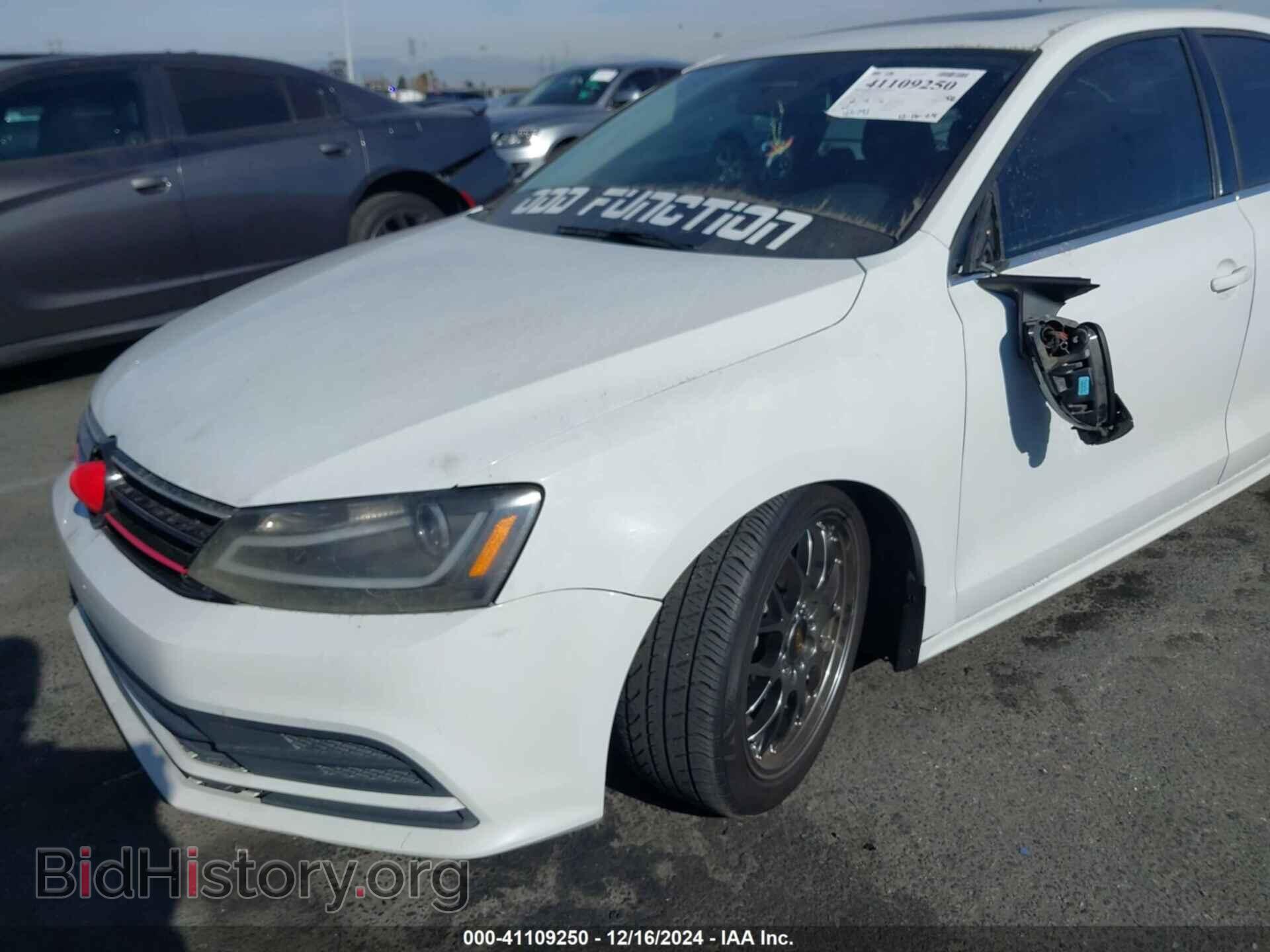 2017 VOLKSWAGEN JETTA - VIN: 3VWDB7AJ1HM398143 - Фото 6