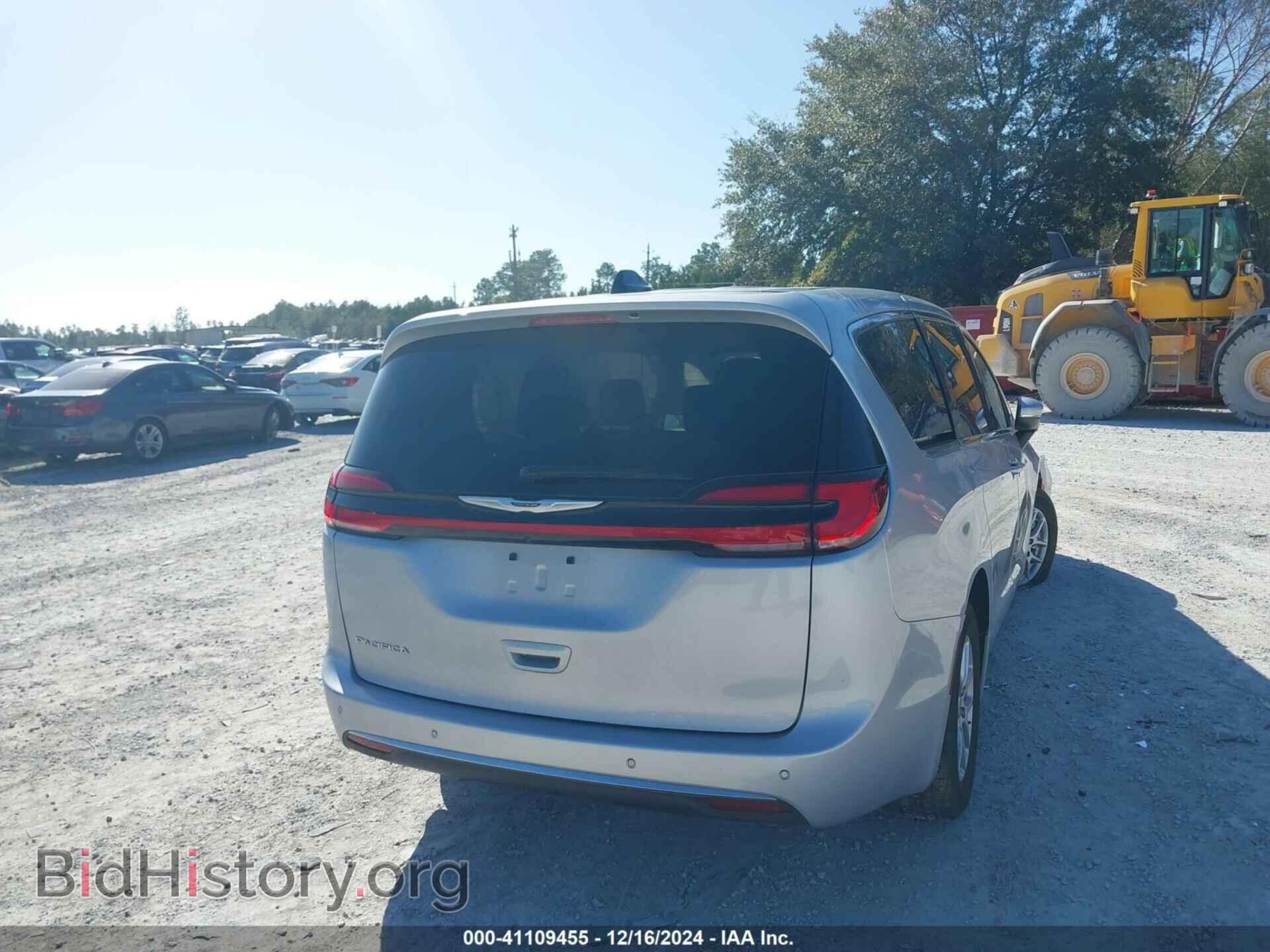 2023 CHRYSLER PACIFICA - VIN: 2C4RC1BG9PR571548 - Фото 4