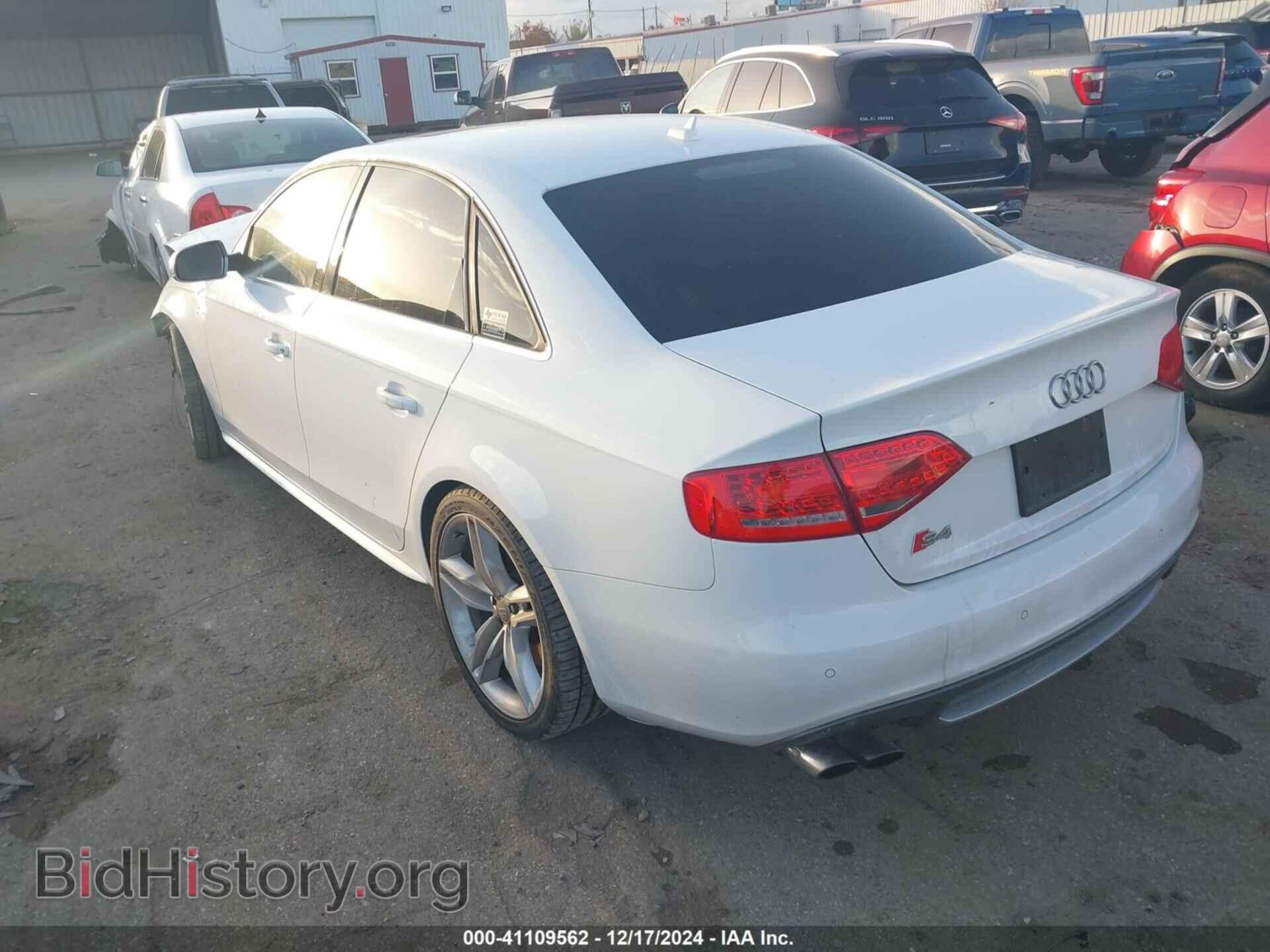 2011 AUDI S4 - VIN: WAUKGAFL8BA140724 - Фото 3