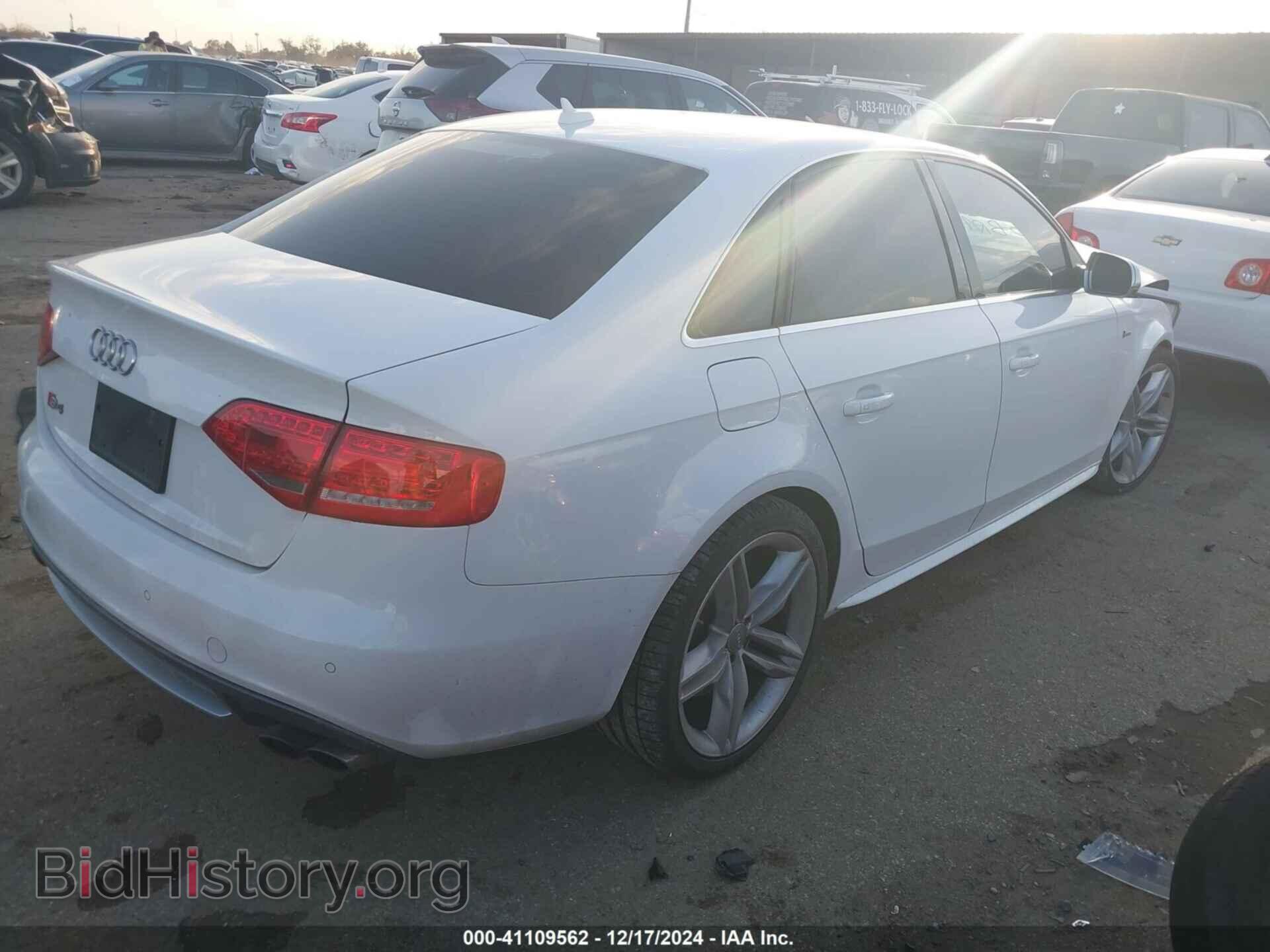 2011 AUDI S4 - VIN: WAUKGAFL8BA140724 - Фото 4