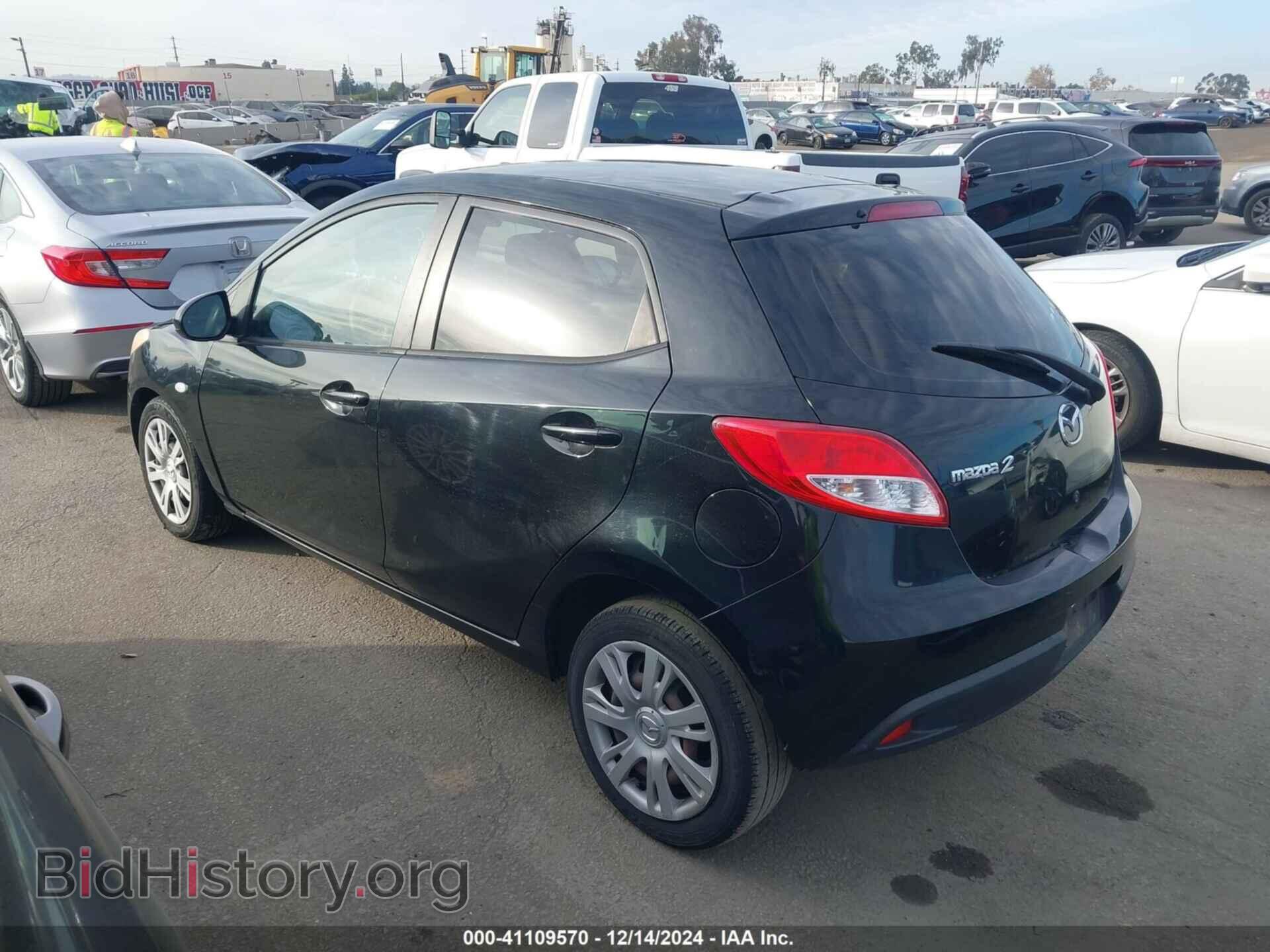 2013 MAZDA MAZDA2 - VIN: JM1DE1KY1D0170871 - Фото 3