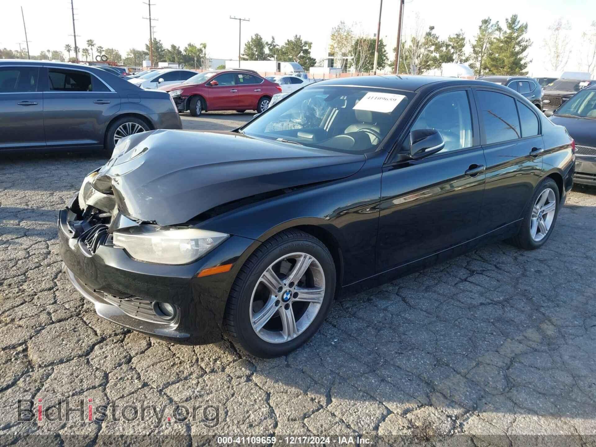 2015 BMW 320 - VIN: WBA3B1C58F5A05656 - Photo 2