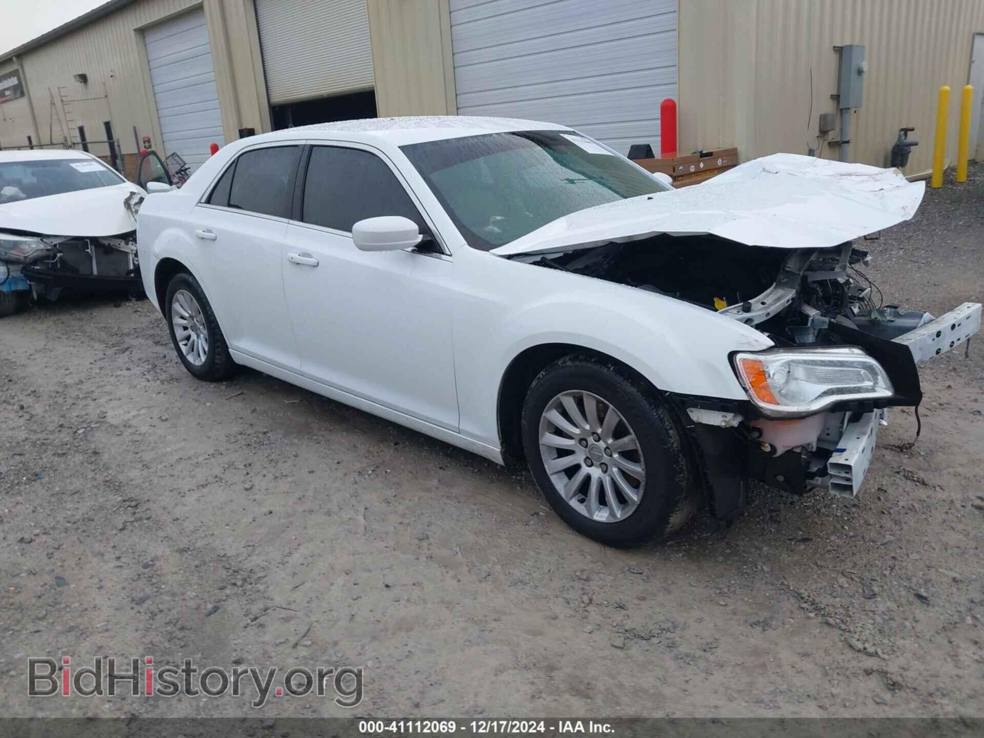 Фотография 2C3CCAAG2EH119178 - CHRYSLER 300 2014