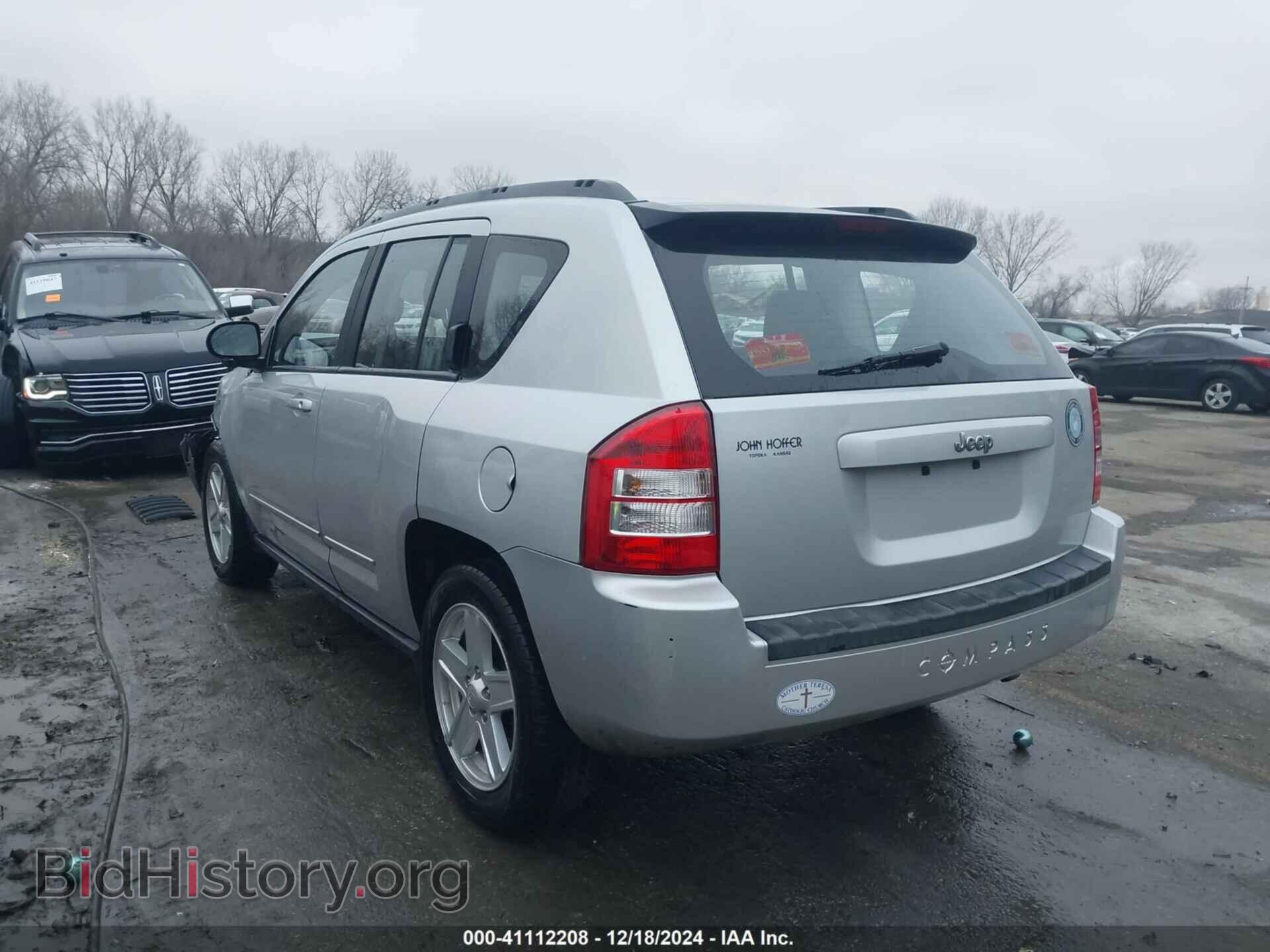 2010 JEEP COMPASS - VIN: 1J4NT4FB5AD553440 - Фото 3